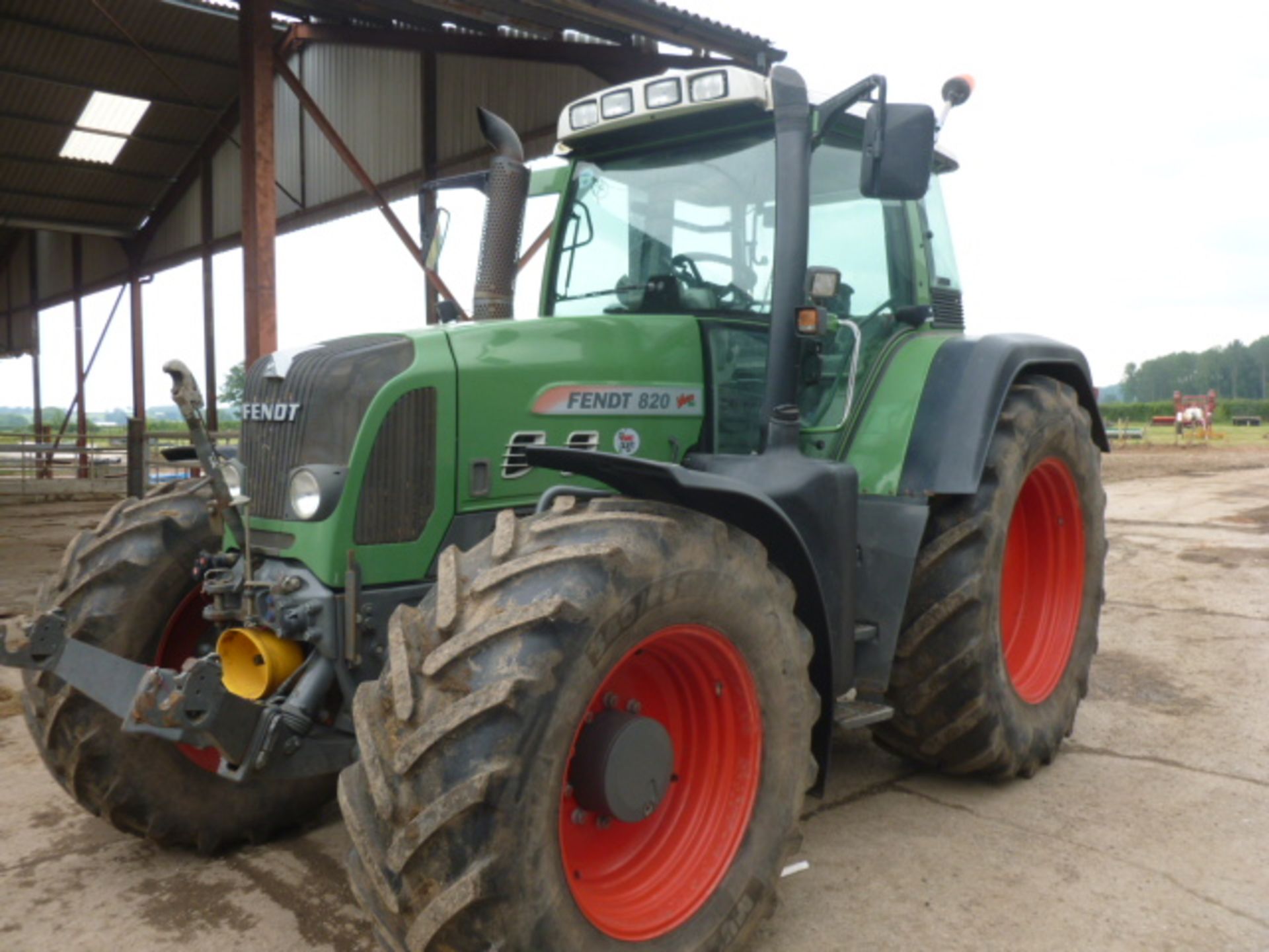 FENDT 830 VARIO TMS TRACTOR WITH FRONT LINKAGE (4700 HOURS) REG CU57 WML - Bild 4 aus 10