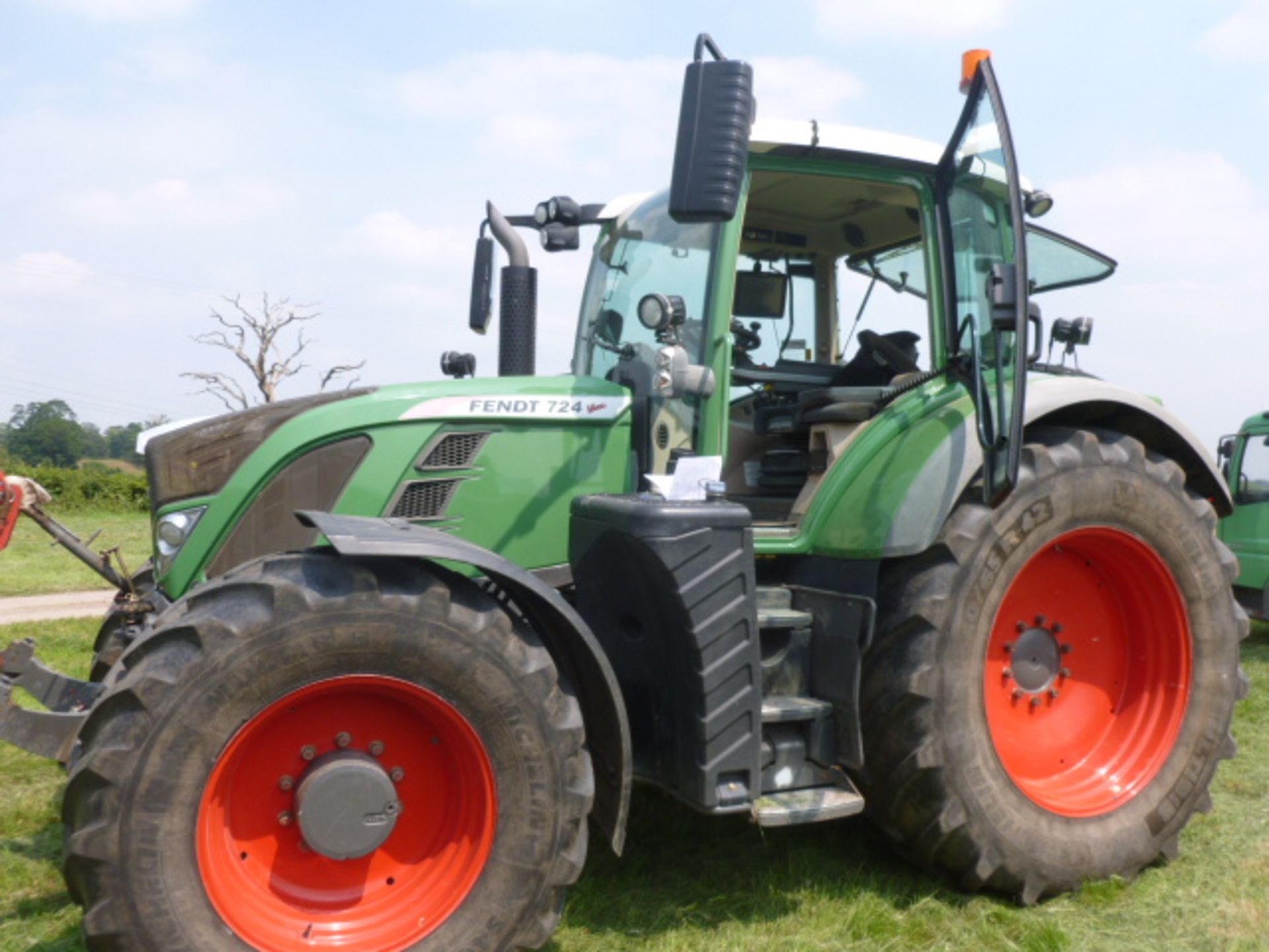 FENDT 724 VARIO TRACTOR C/W FRONT LINKAGE (2000 HOURS) GWA - Bild 5 aus 8