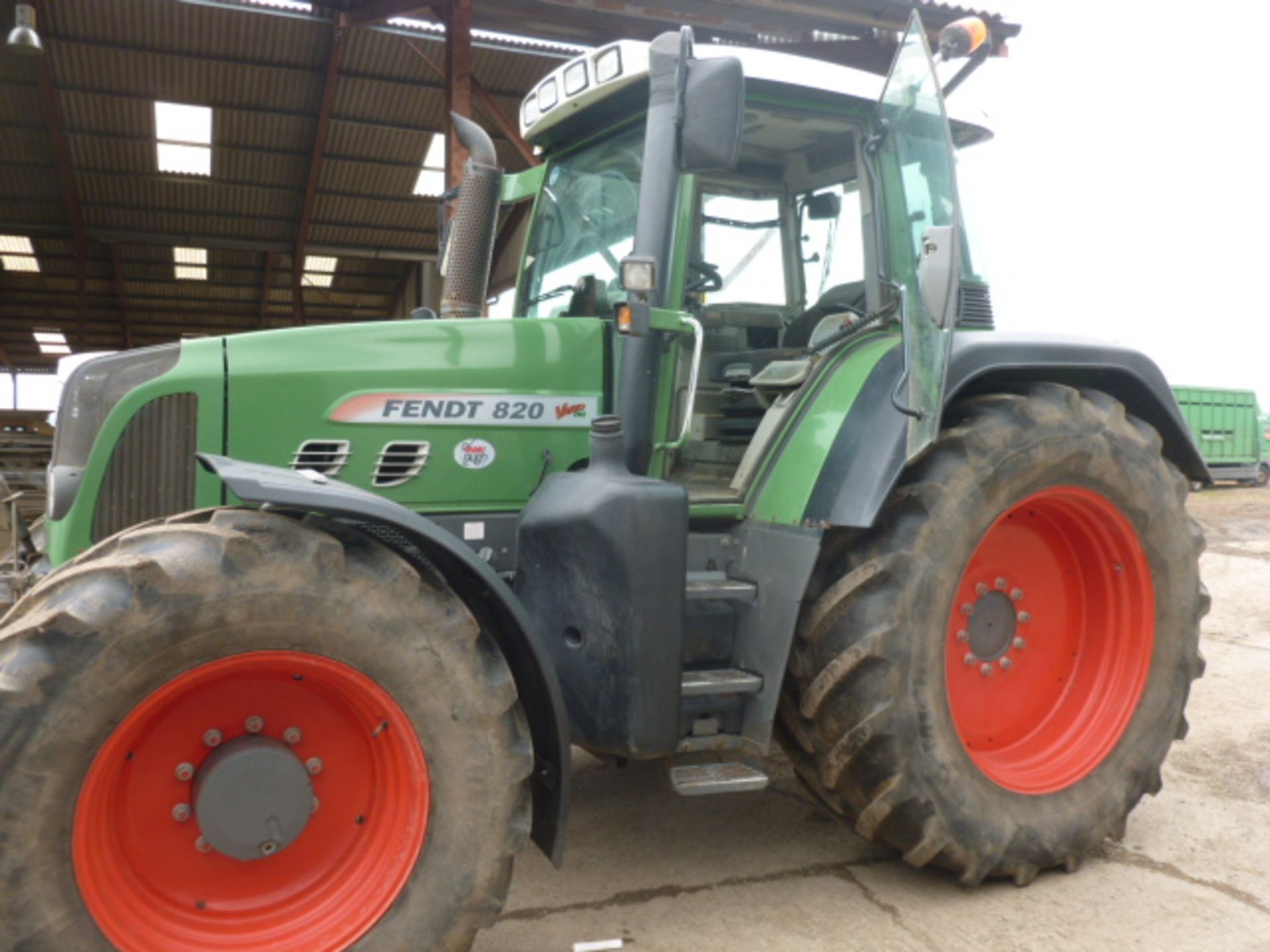 FENDT 830 VARIO TMS TRACTOR WITH FRONT LINKAGE (4700 HOURS) REG CU57 WML - Bild 8 aus 10