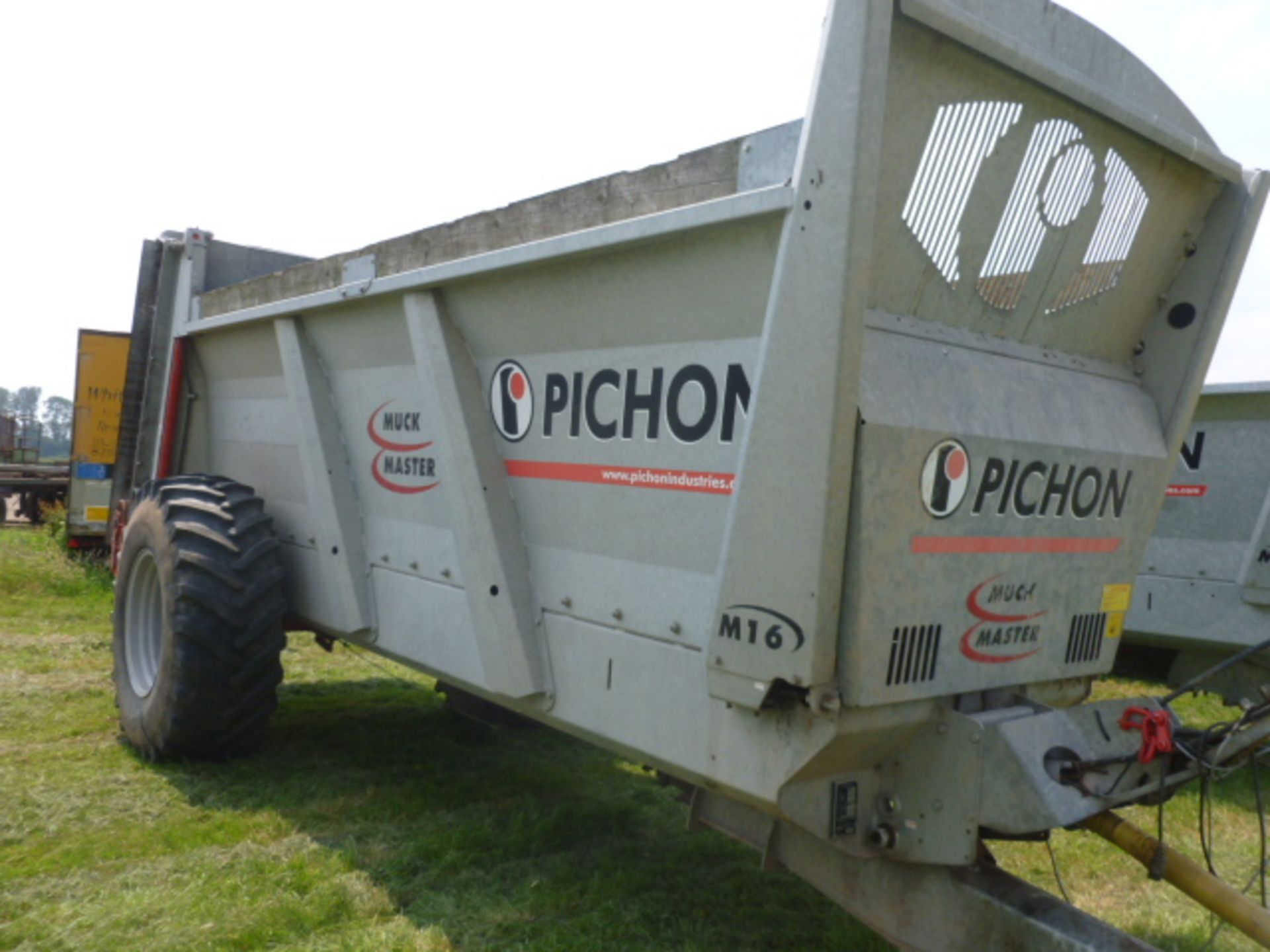 PICHON MUCK MASTER M16 (2011) - Image 2 of 4