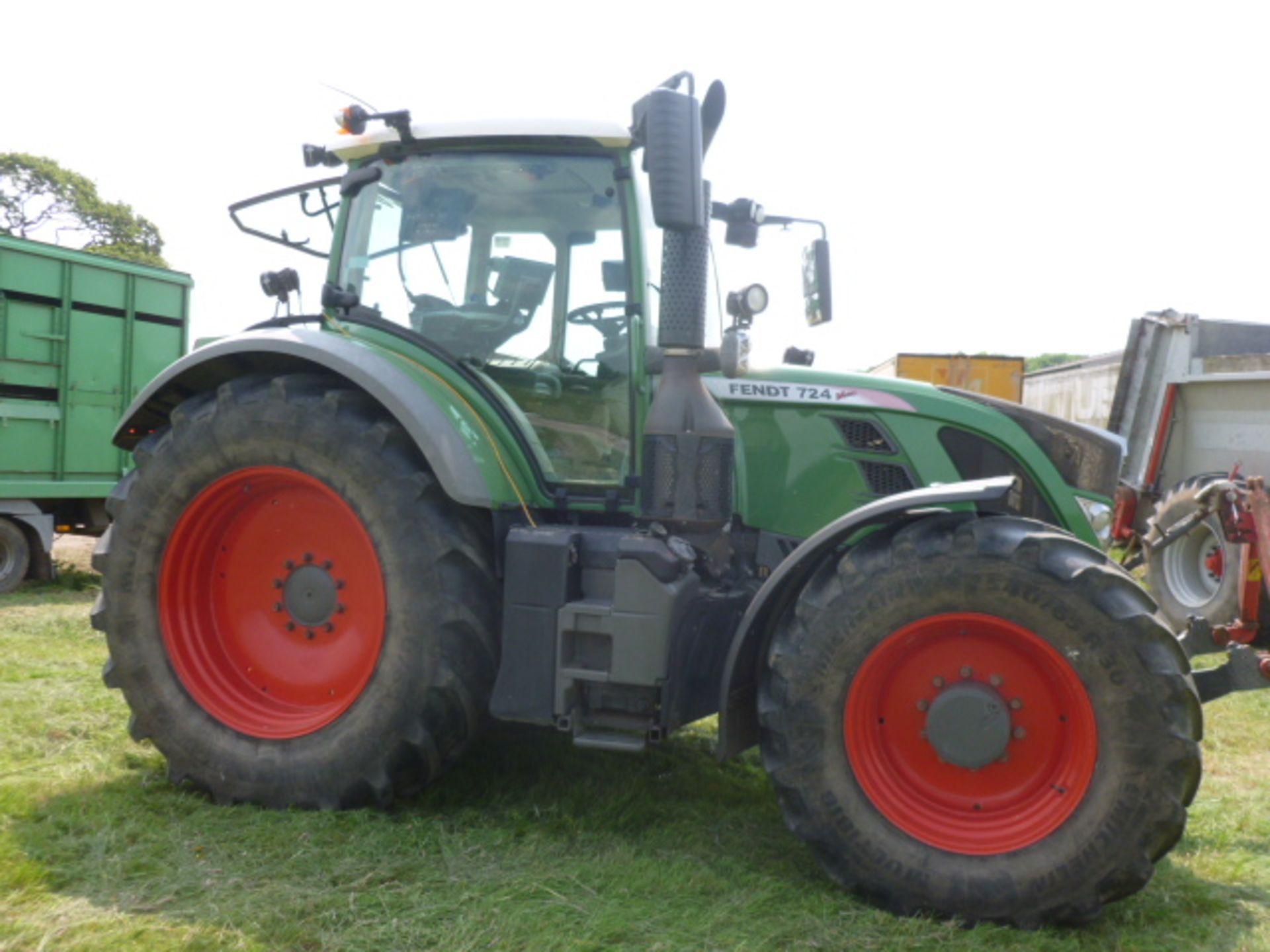 FENDT 724 VARIO TRACTOR C/W FRONT LINKAGE (2000 HOURS) GWA - Bild 8 aus 8