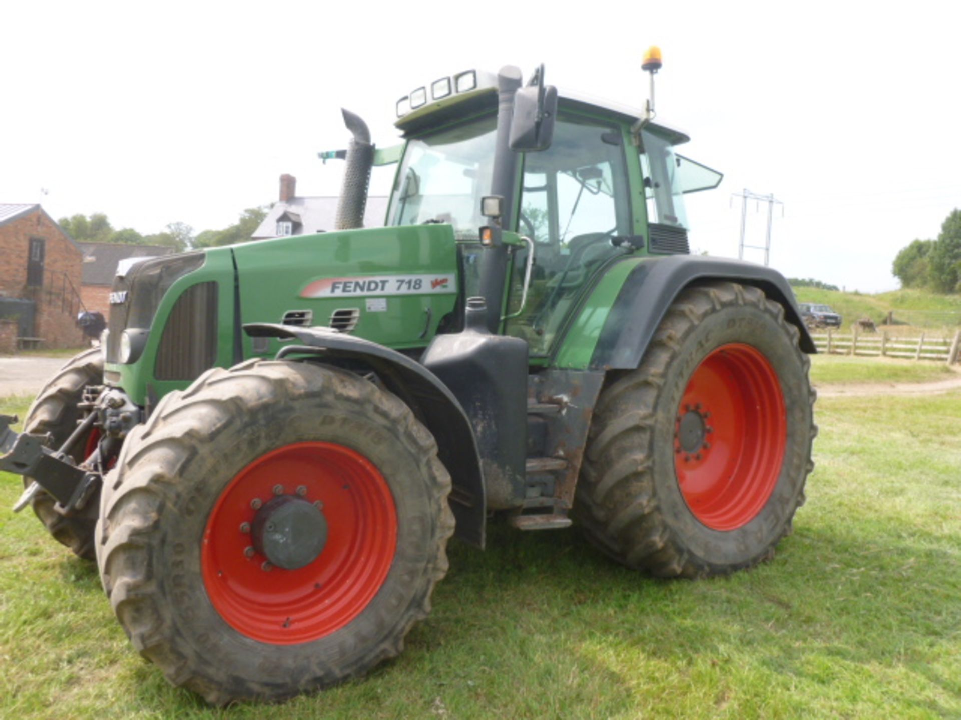 FENDT 718 VARIO TMS TRACTOR (7305)HOURS C/W FRONT WEIGHT 1260KG REG DX08 NHN ONE OWNER FROM NEW