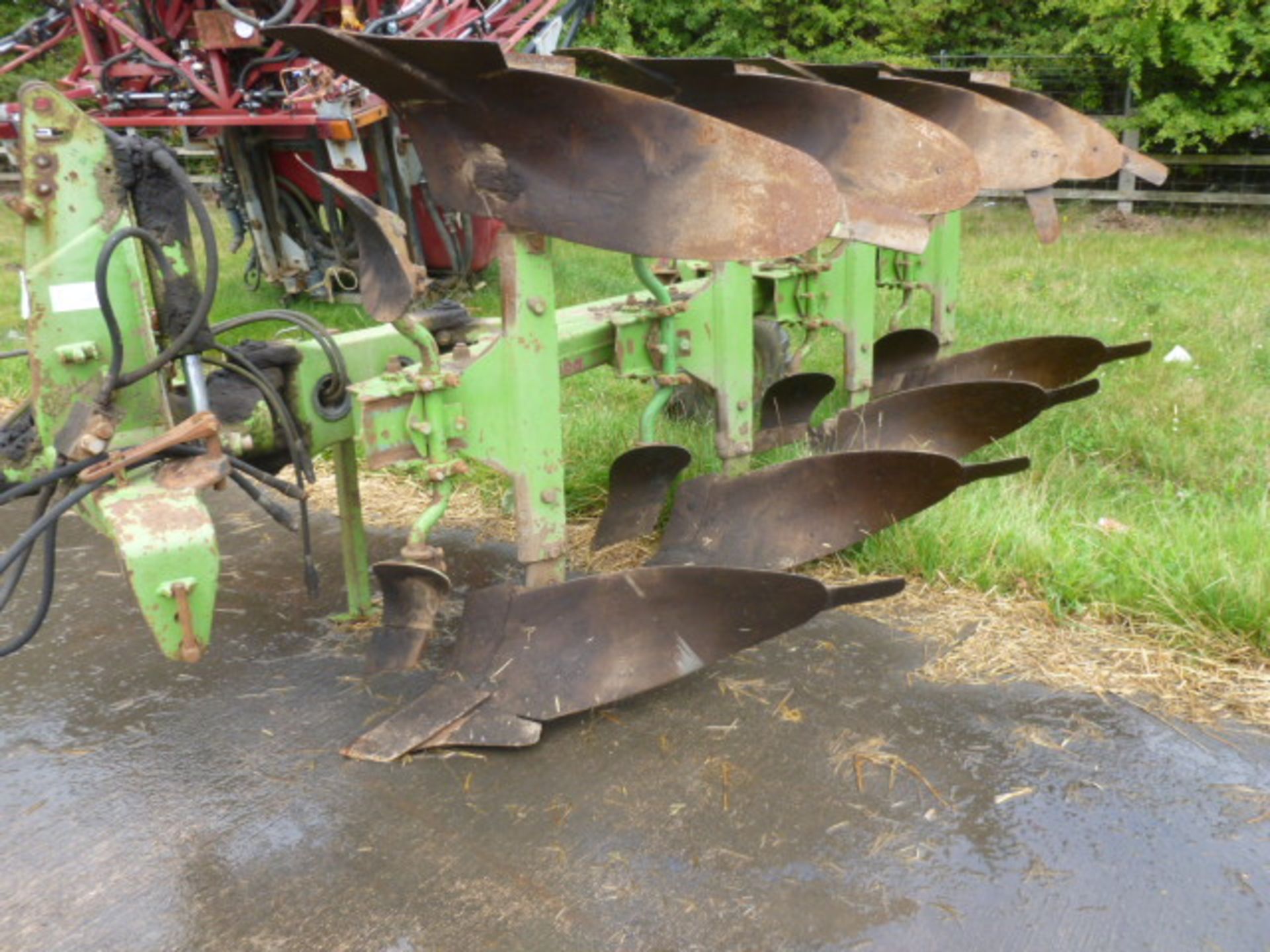 DOWDESWELL 100MA 4FURROW REV PLOUGH