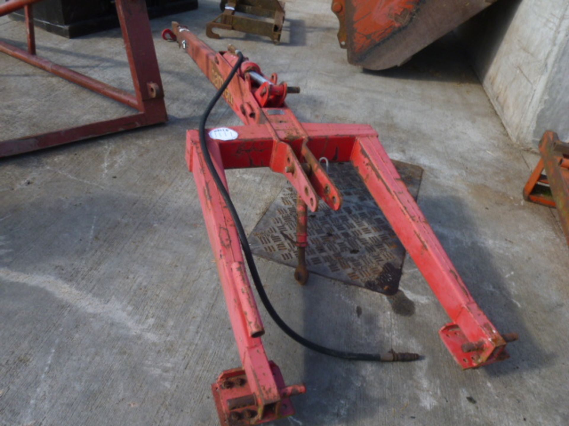 FERTILIZER BAG LIFTER