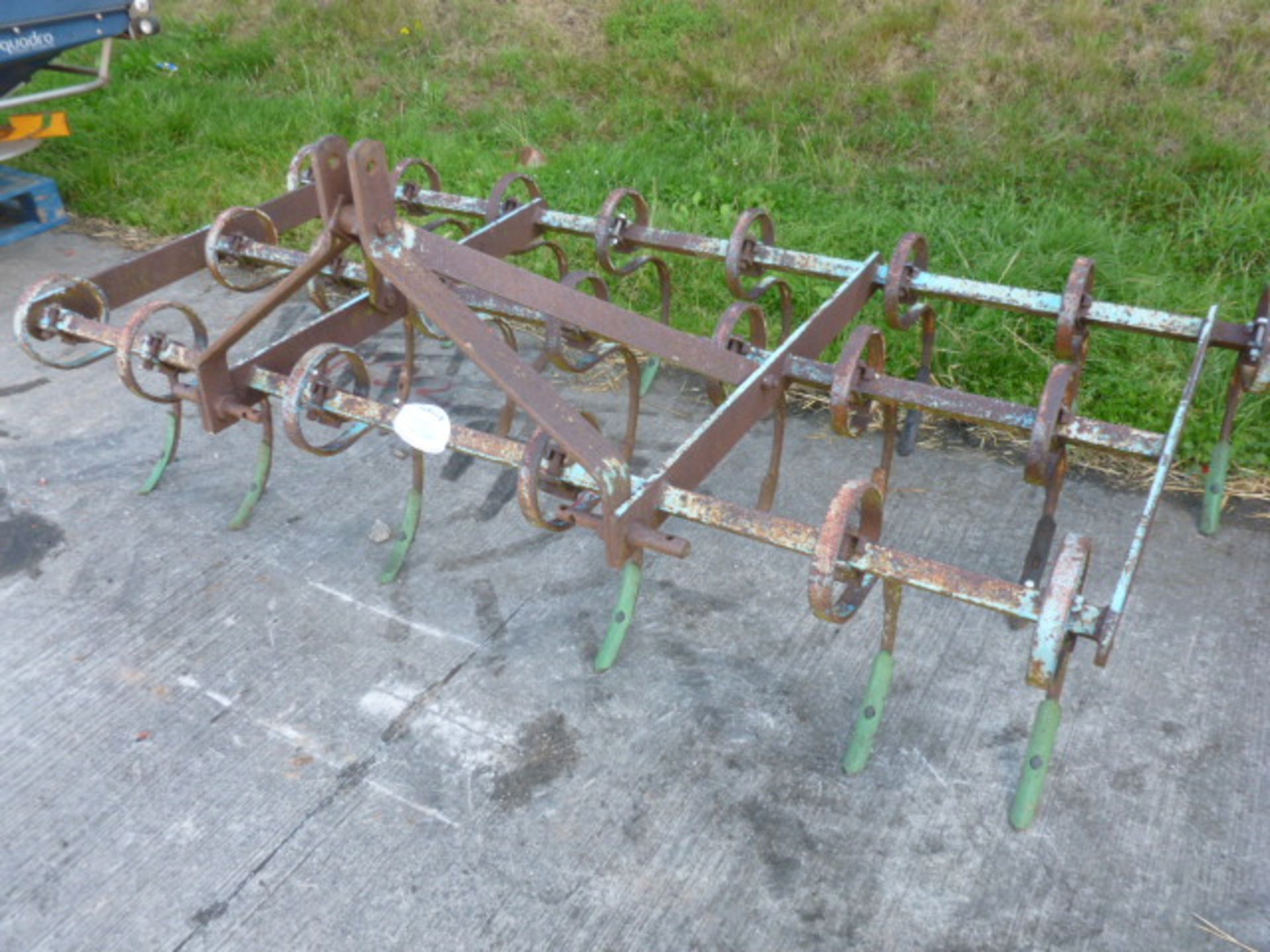 TWOSE CULTIVATOR