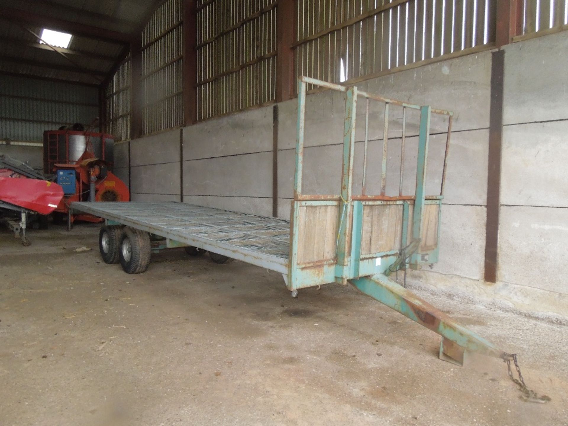 4 WHEEL BALE TRAILER