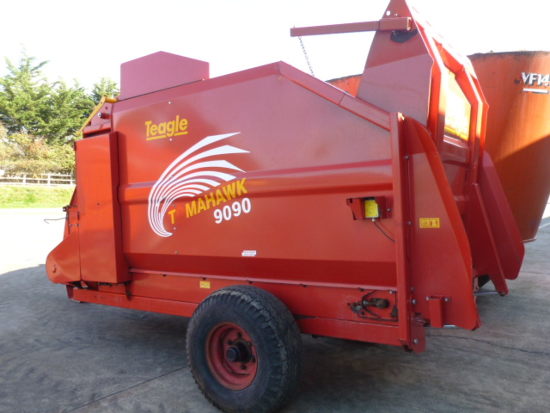 TEAGLE 9090 BALE SHREDDER - Image 4 of 4