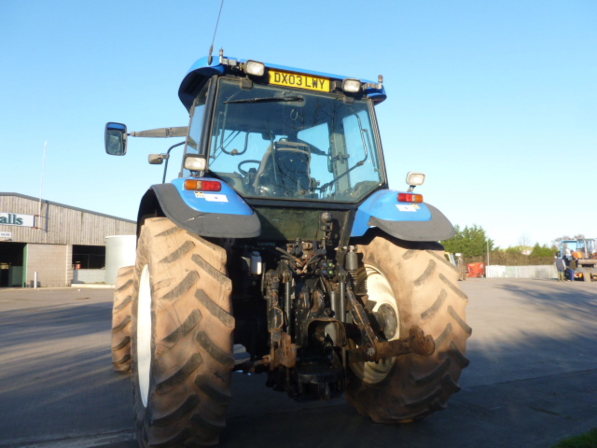 NEW HOLLAND TM 140 (2003) - Image 3 of 3