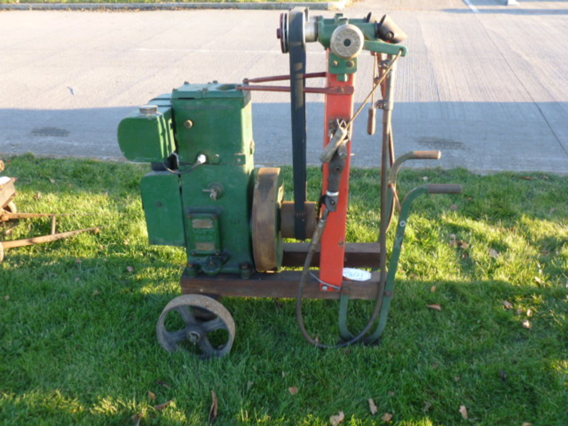 LISTER STATIONERY ENGINE C/W SHEEP SHEARING EQUIPMENT