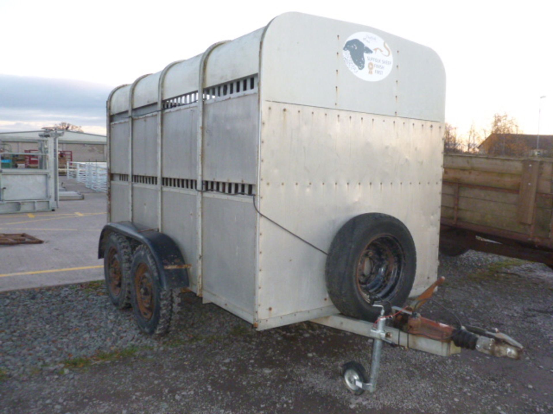 BRADLEY HU6 MK 10FT STOCK TRAILER NEW BRAKES FITTED