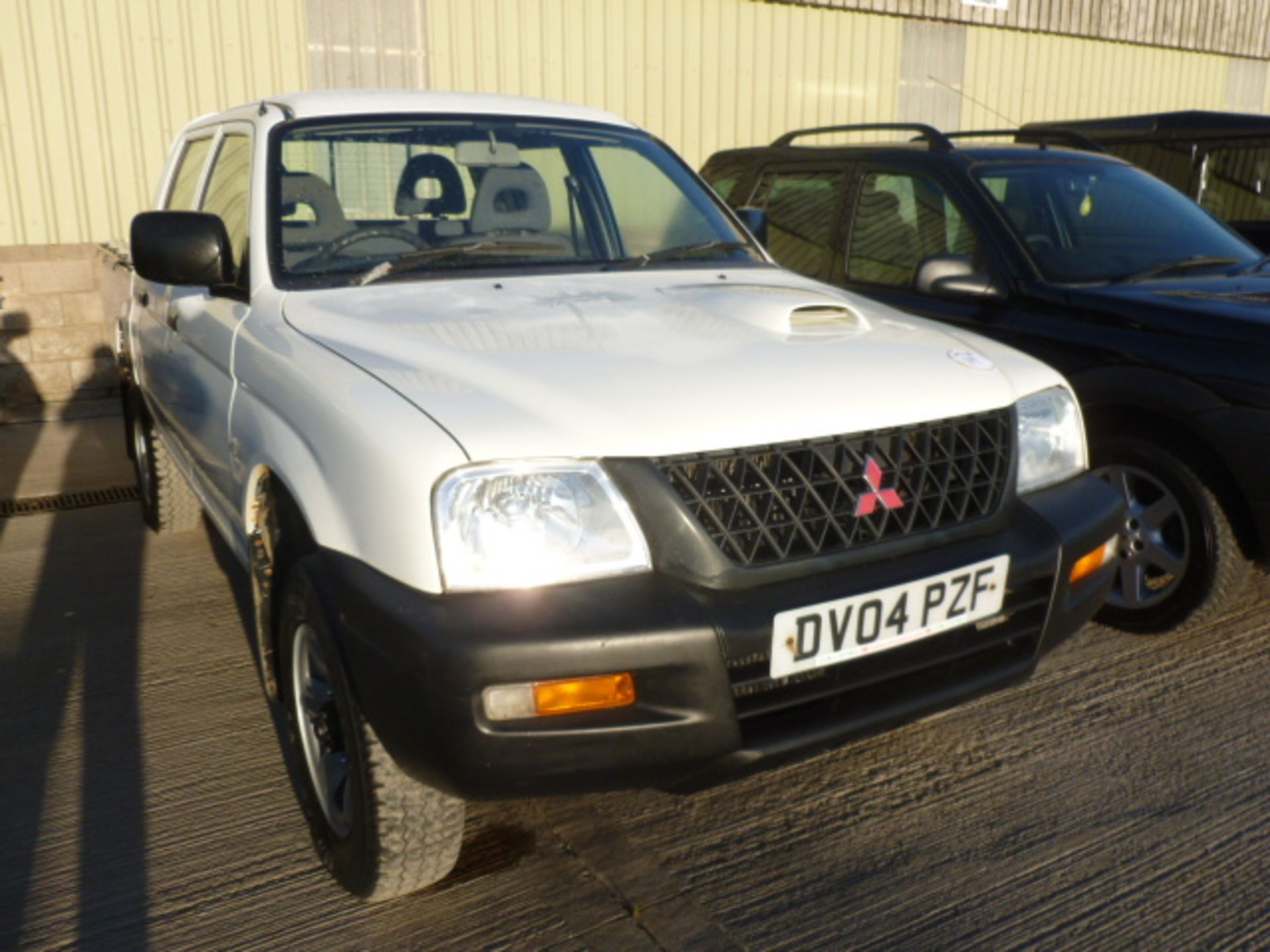 MITSUBISHI L200 TD FOUR WORK DOUBLE CAB PICKUP ALLOY LOAD LINER 131,177 MILES DV04 PZF