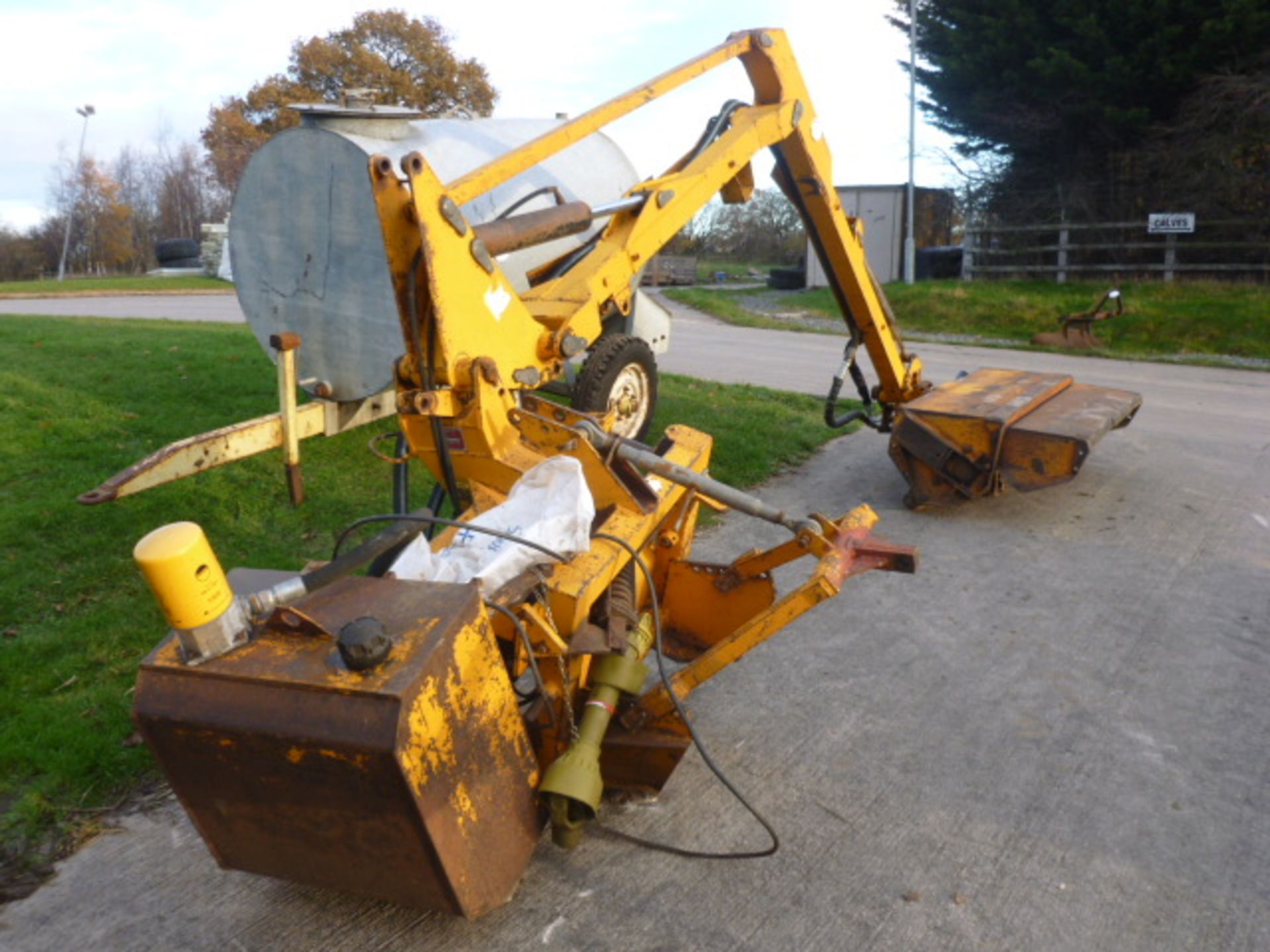 MCCONNEL PA93 HEDGECUTTER