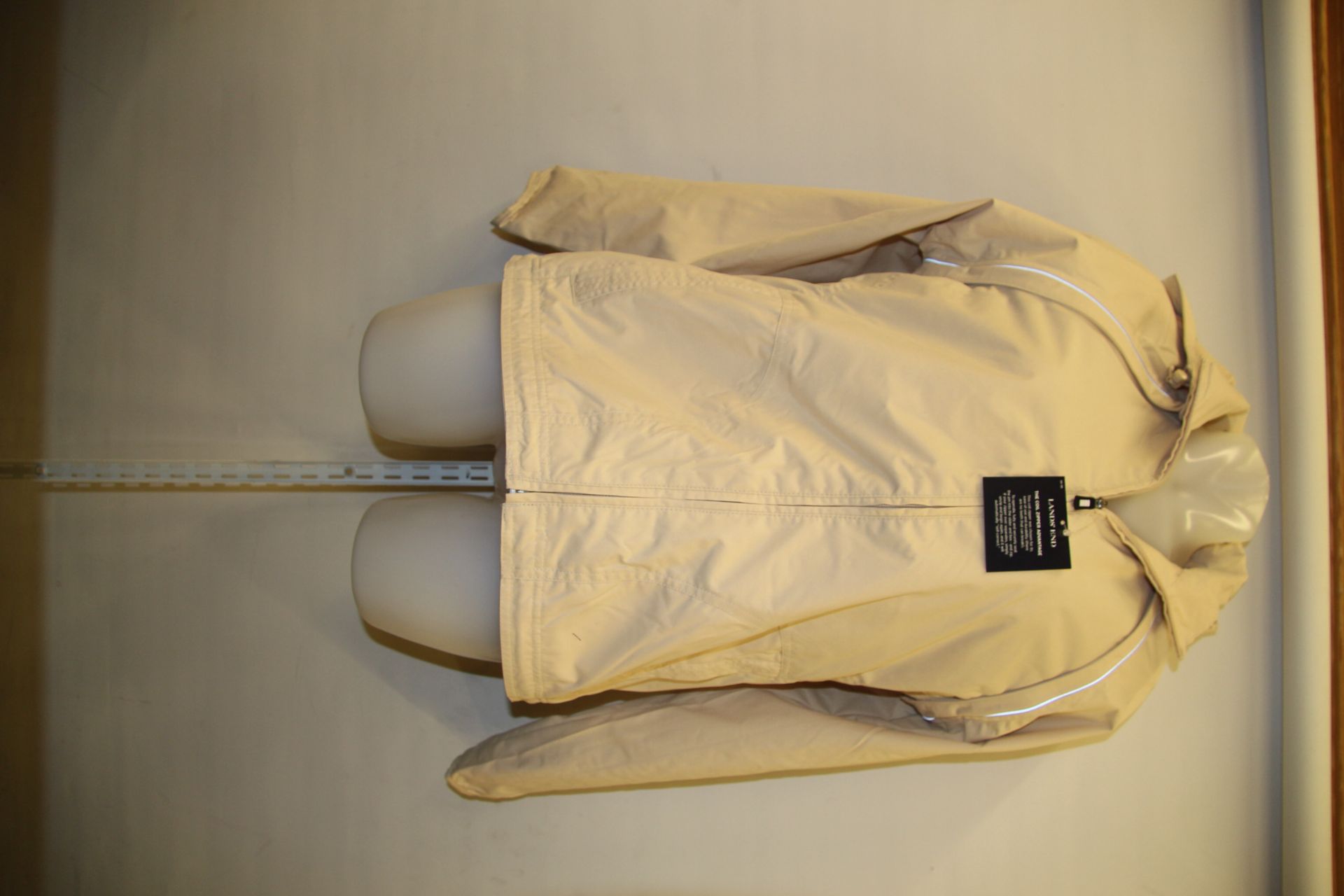V Brand New Ladies Lands End Pale Tan Jacket Size M RRP £65