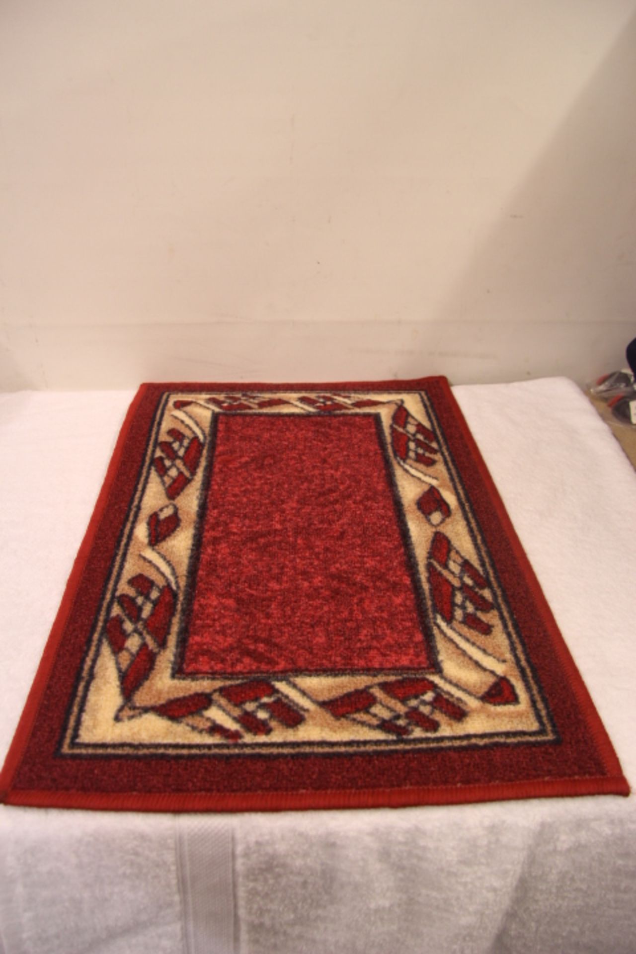 V Brand New 40 X 60cm Burgundy Decorative Door Mat X 2 YOUR BID PRICE TO BE MULTIPLIED BY TWO
