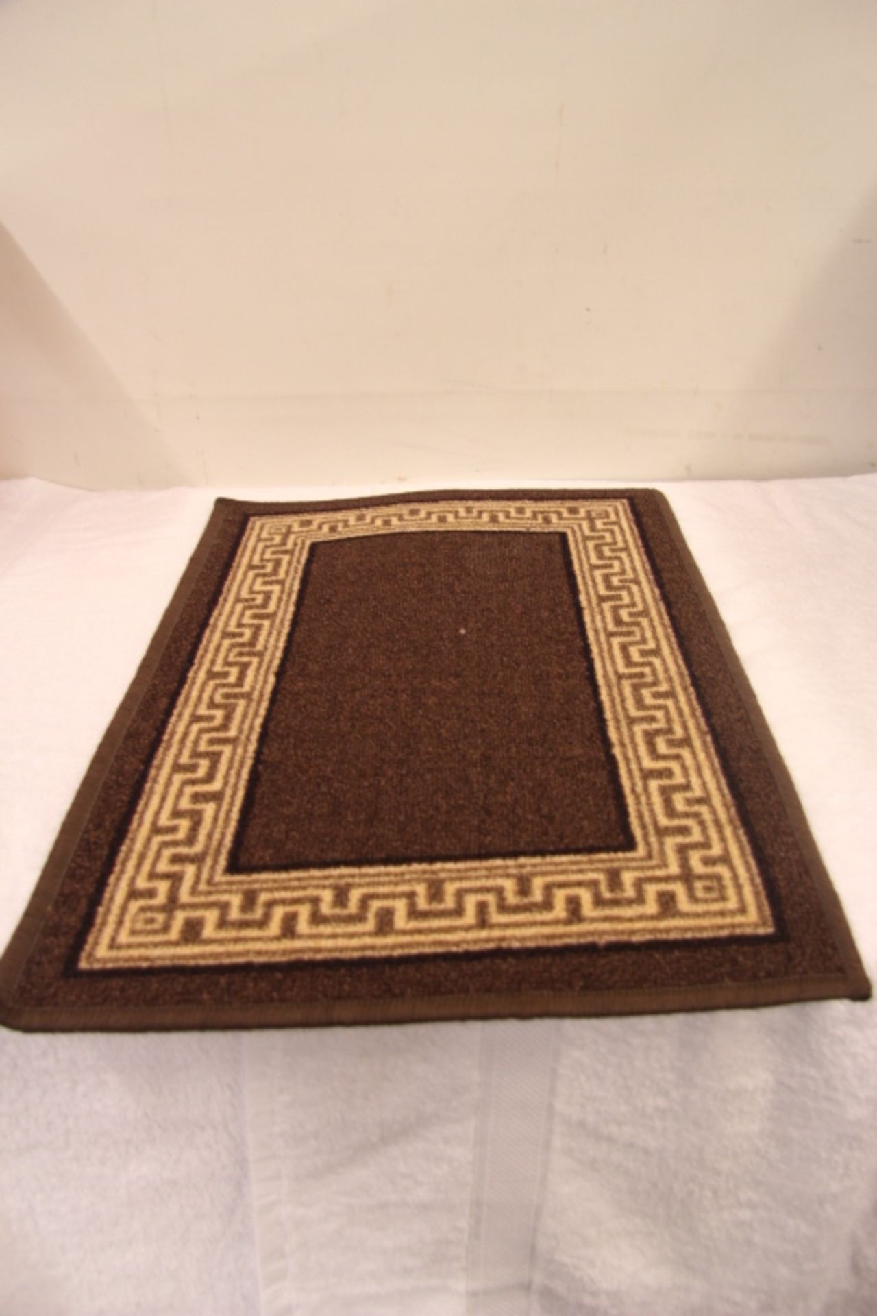 V Brand New 40 X 60cm Brown Decorative Door Mat X 2 YOUR BID PRICE TO BE MULTIPLIED BY TWO