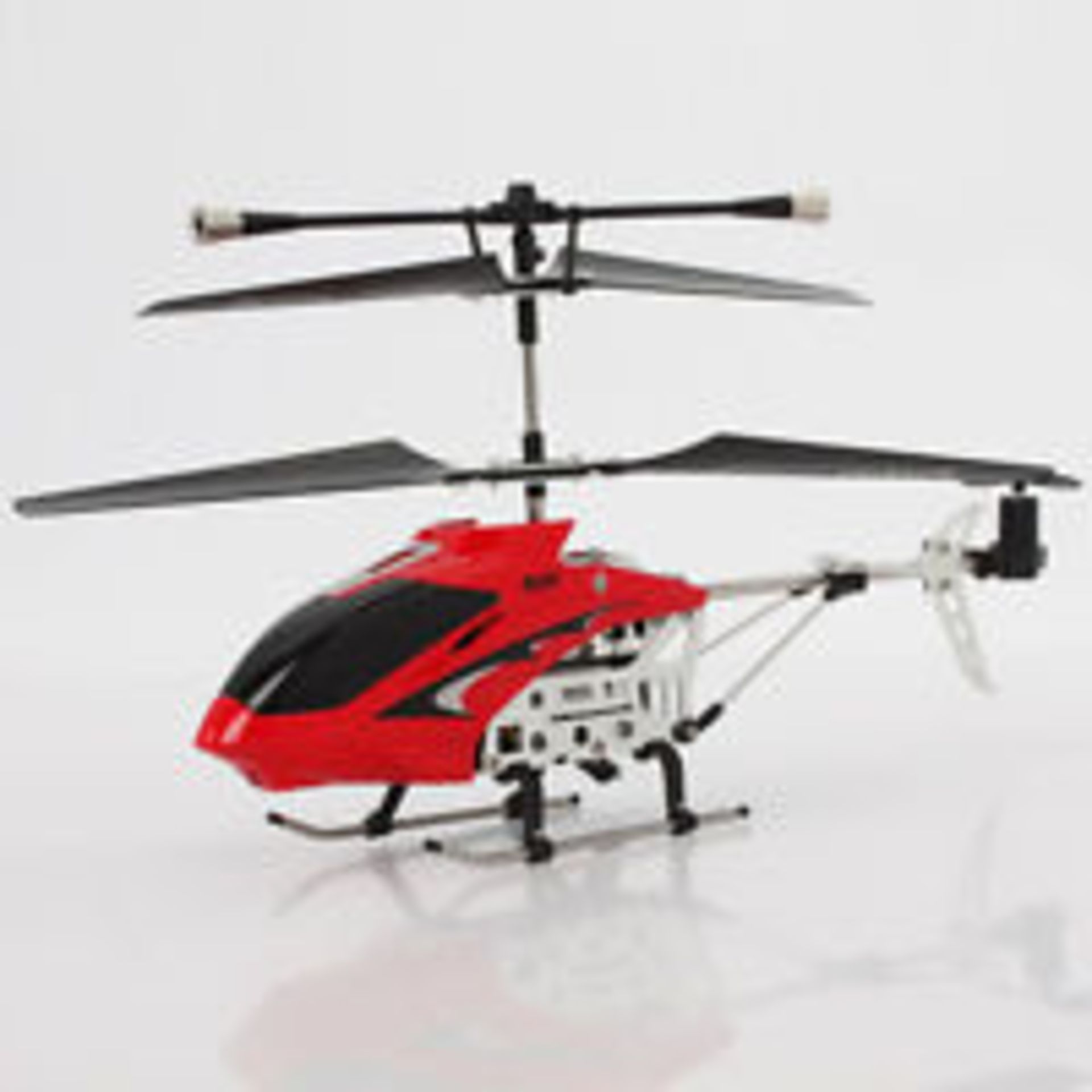 V Brand New Infra-Red 3.5 Channel Flying Camera Spy Helicopter - Built In Video And Photo Camera -
