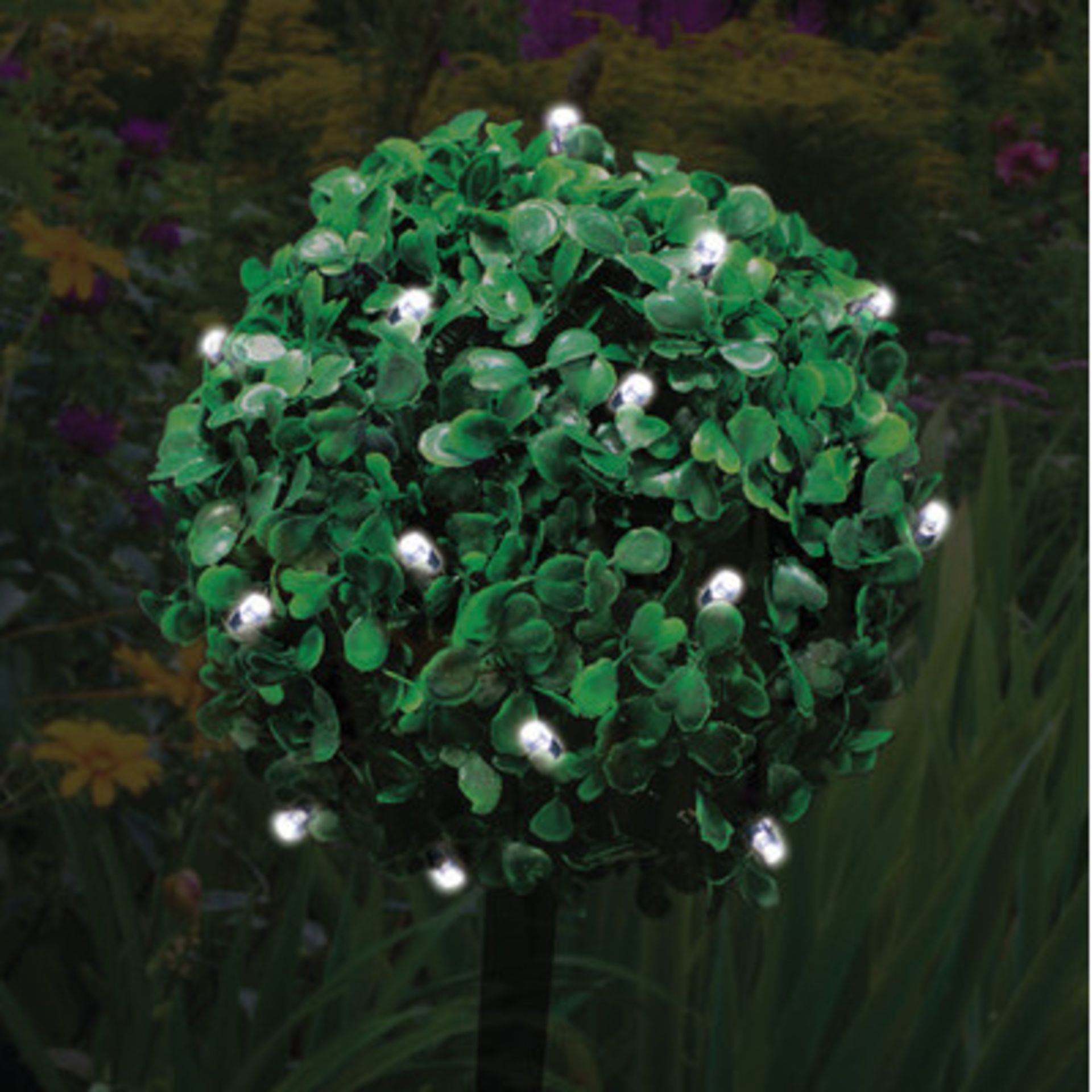 V Grade B Set Of Three Solar Powered Topiary Ball Lights X 2 YOUR BID PRICE TO BE MULTIPLIED BY TWO