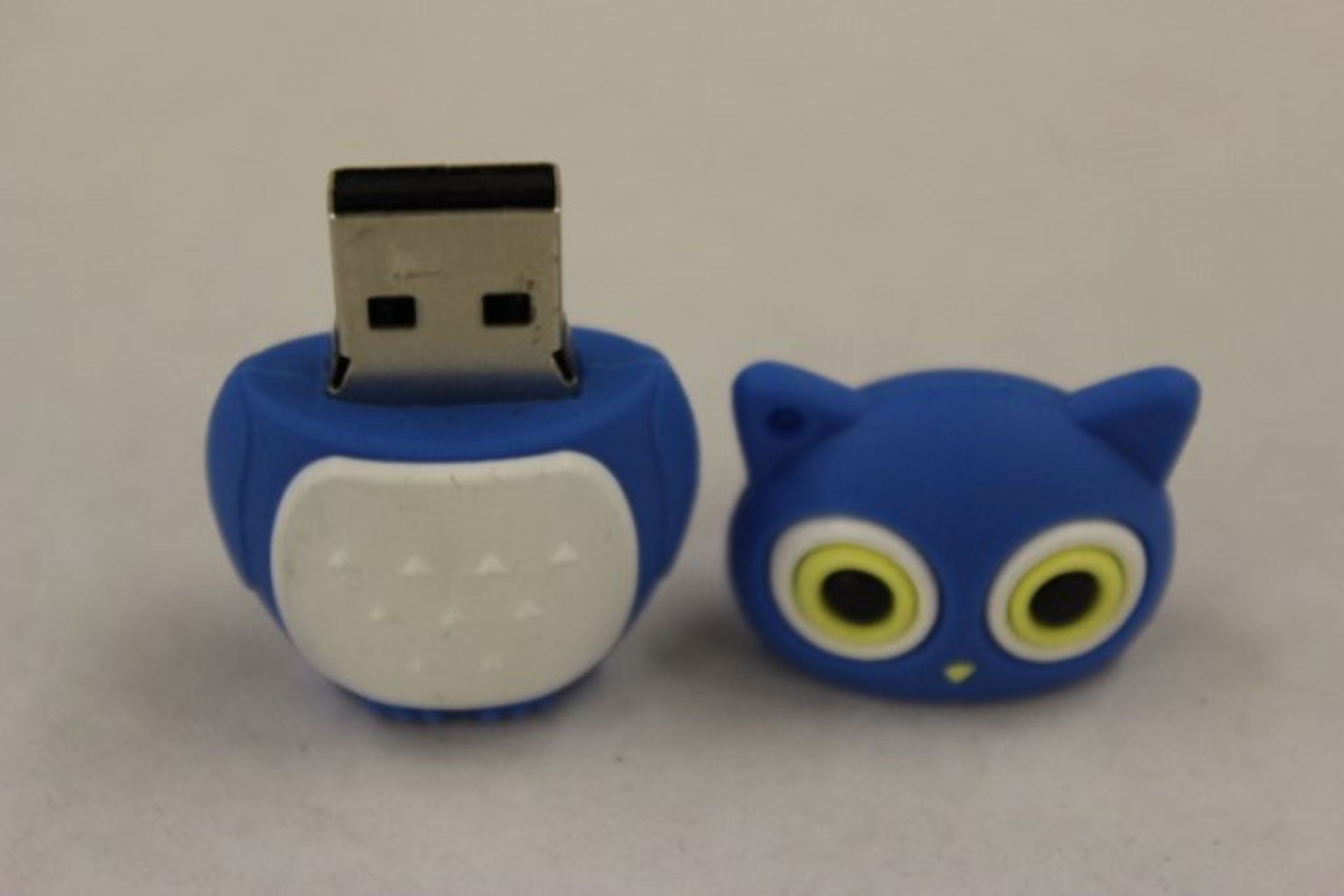 Grade U Owl USB Flash Drive - Image 2 of 2