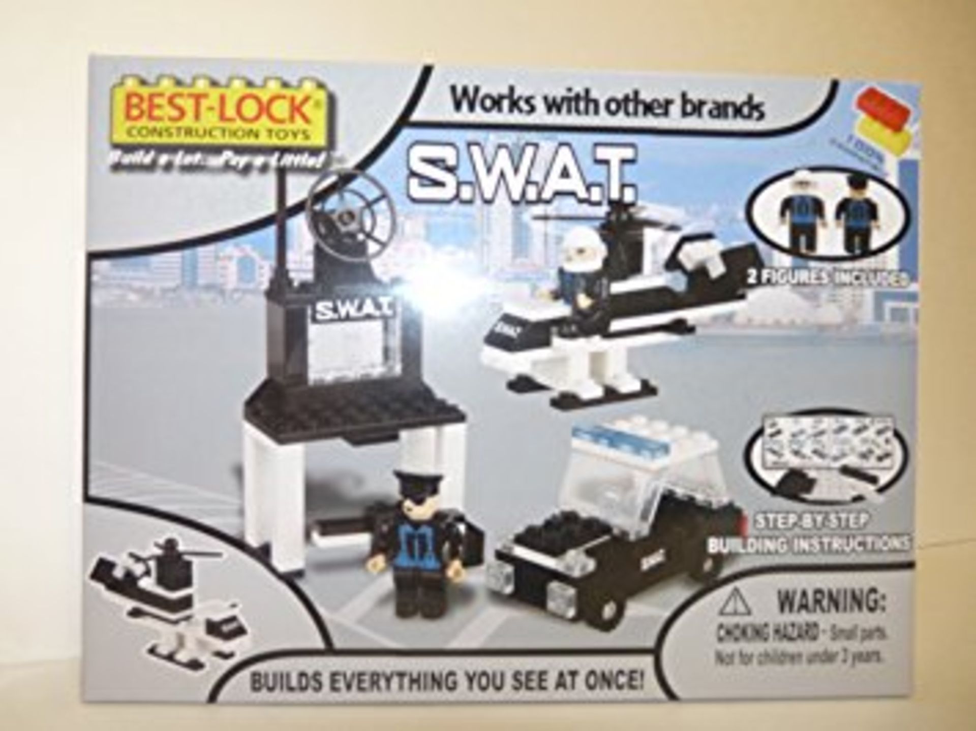 V Brand New Build Your Own S.W.A.T Team Includes SWAT HQ Helicopter 2 Vehicles Plus 3 Figures - 100%