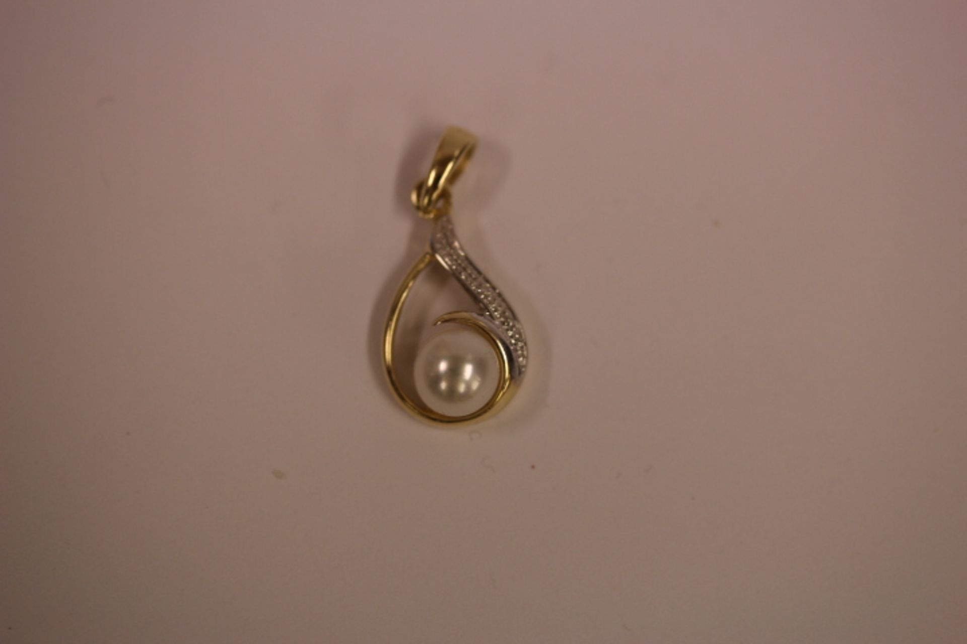 Brand New Yellow Gold Pearl & Diamond Tear Drop Pendant