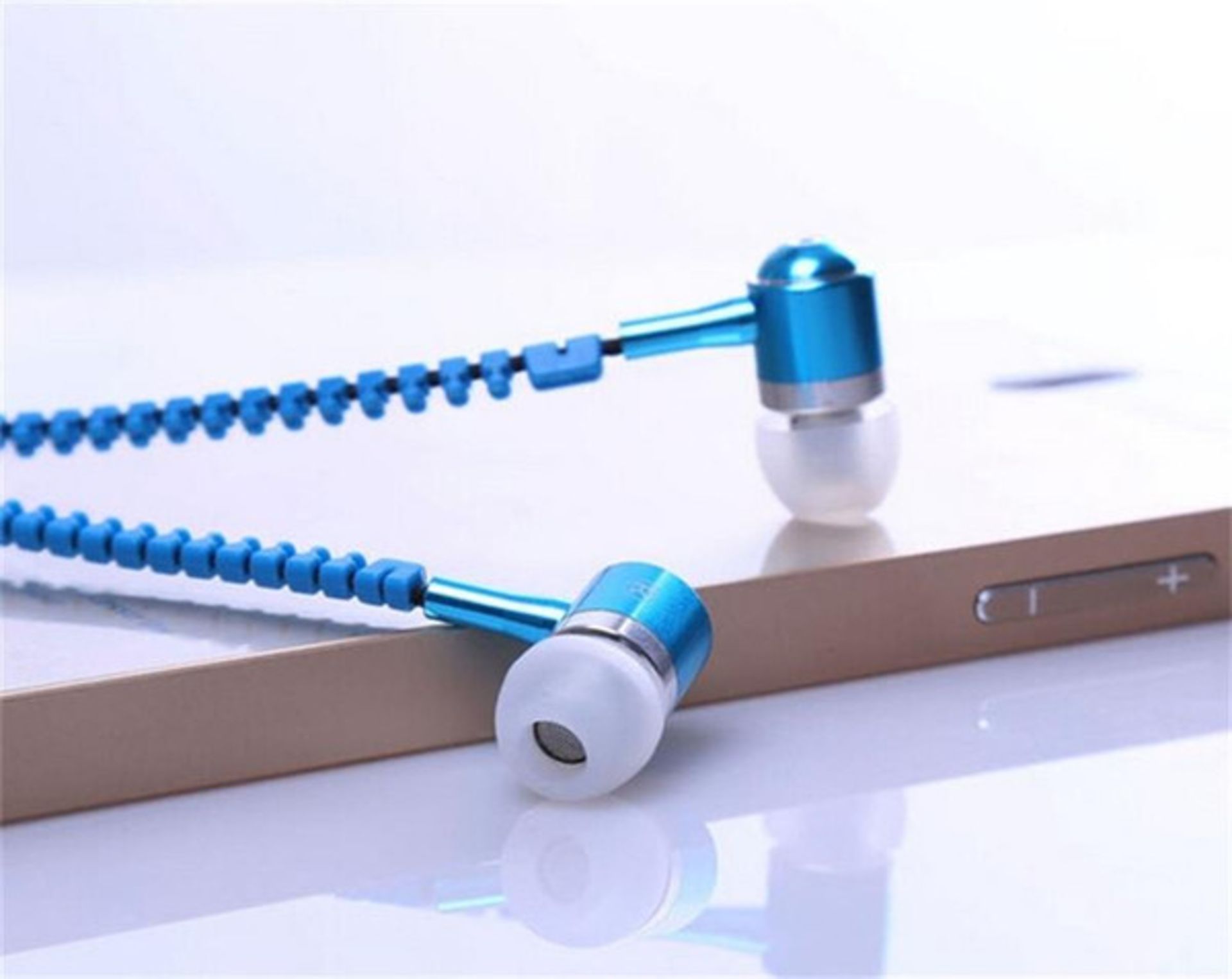 Brand New Zip Up Earphones With Non Tangle Wire - 3.5mm Universal Jack - Microphone For Handsfree - - Bild 2 aus 2