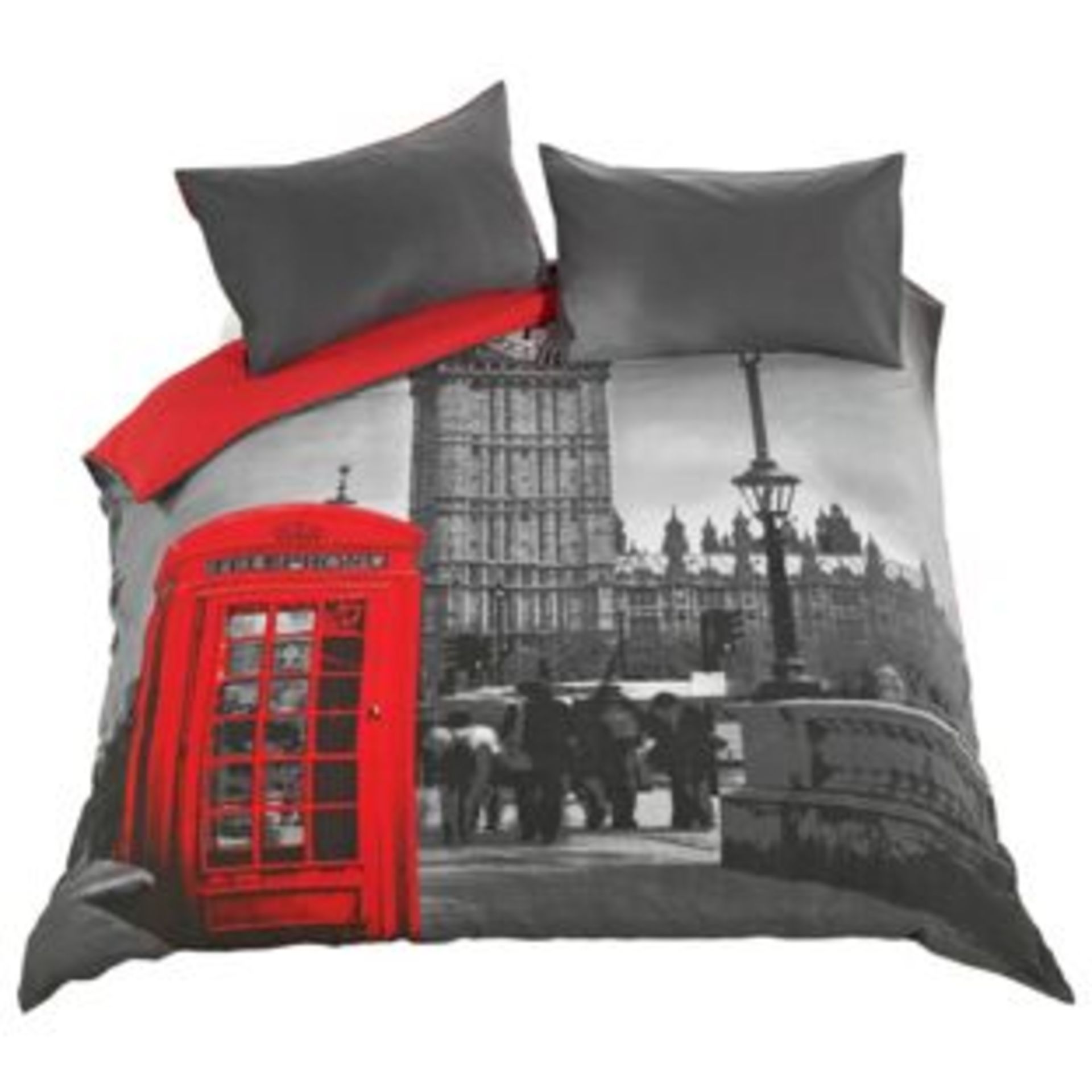 V *TRADE QTY* Brand New King Size Three Piece Luxury Printed Duvet Set Red Telephone Box Infront