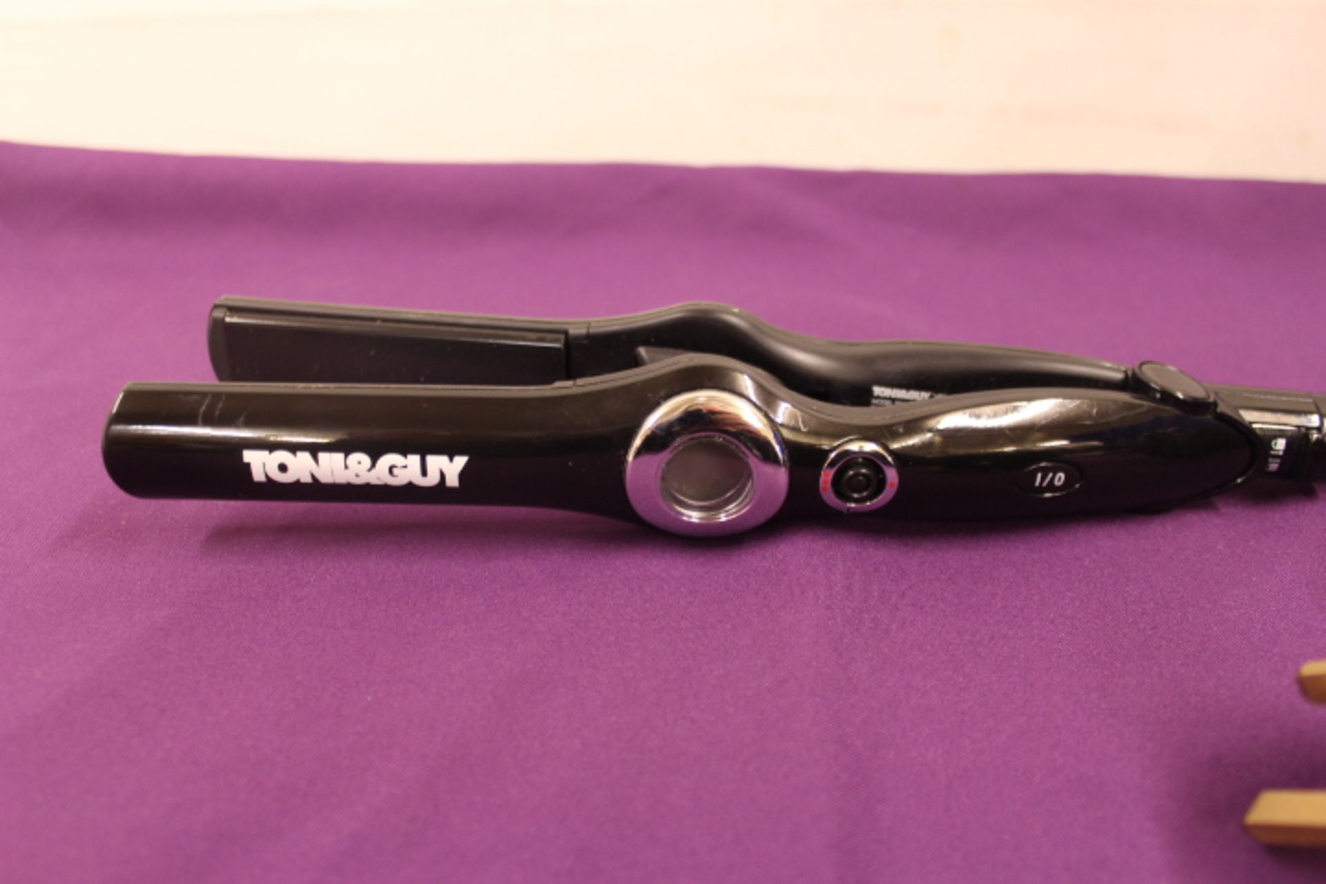 Grade U Toni & Guy Hair Straightners