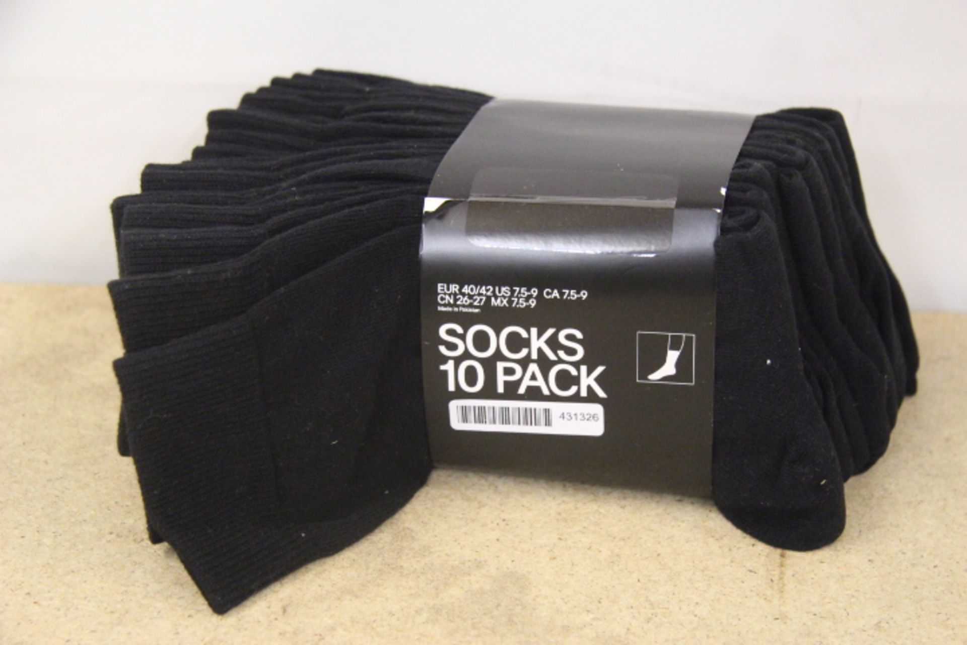 Grade U 10 Pairs Gents Black Socks Size 40/42