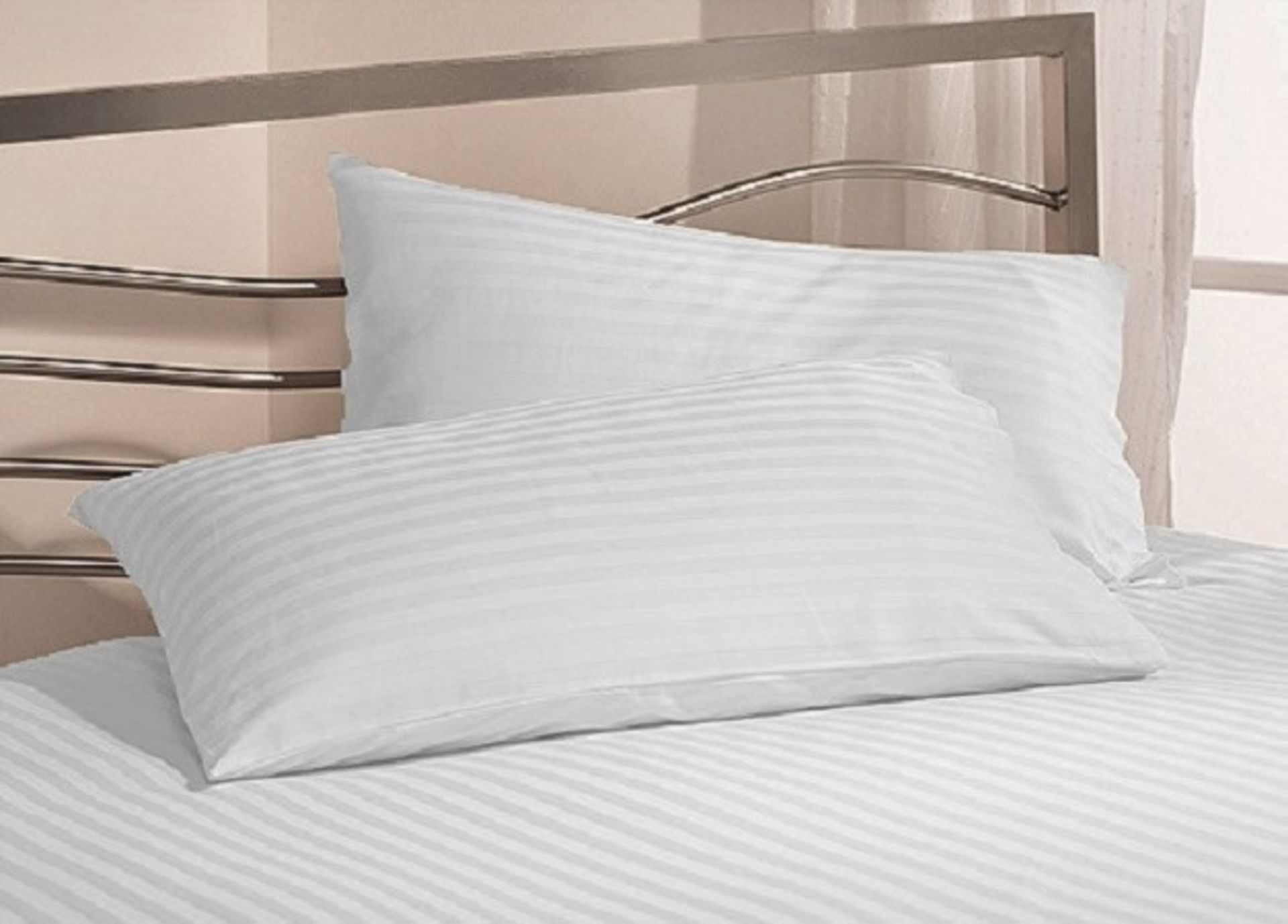 V Brand New Luxury Egyptian Polycotton Double Fitted Sheet - White/Satin Stripe White X 2 YOUR BID