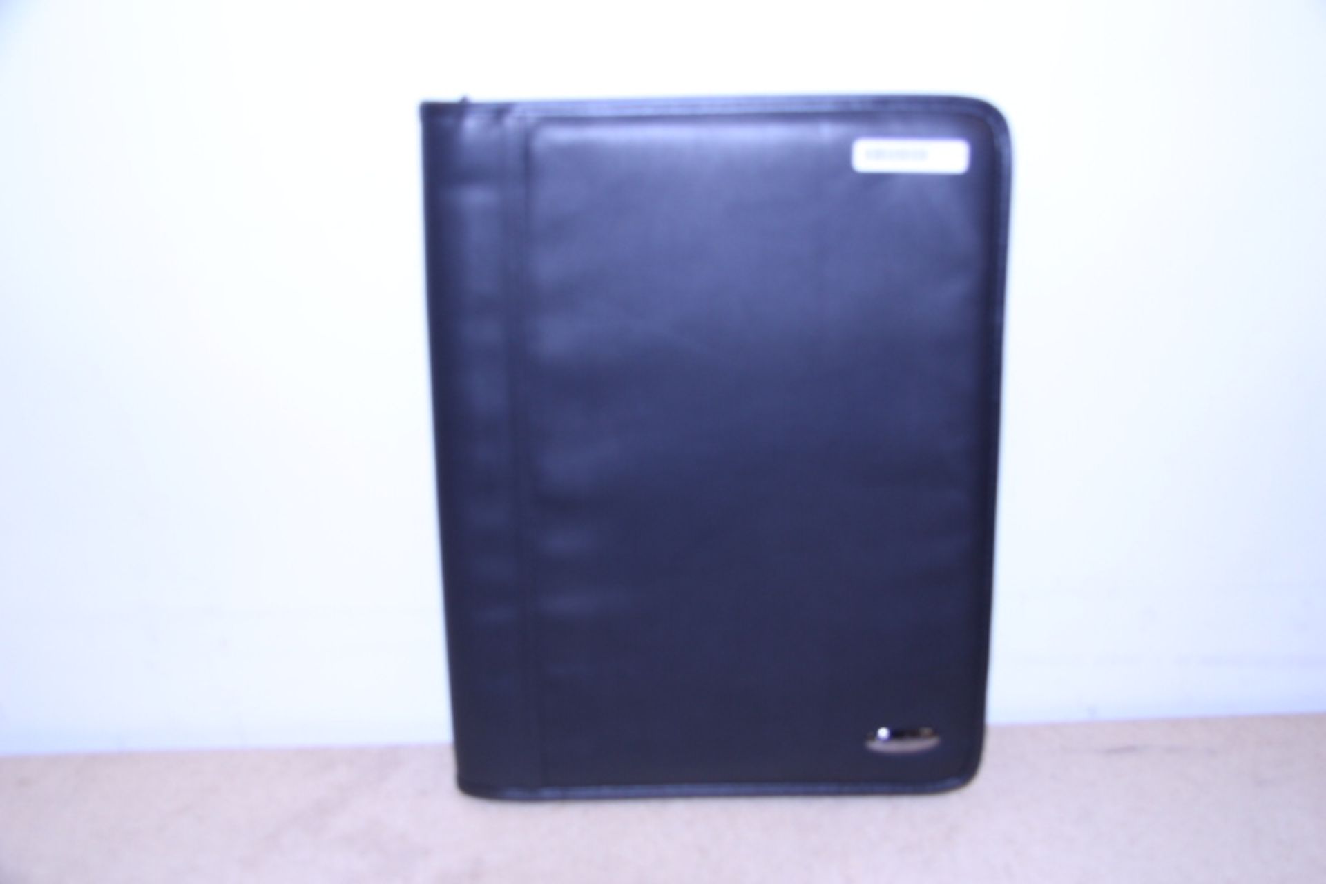 V Brand New Samsonite Black Leather Executive Folder With-Card Pockets-Note Pad-Pen Pocket-Inner - Bild 2 aus 2