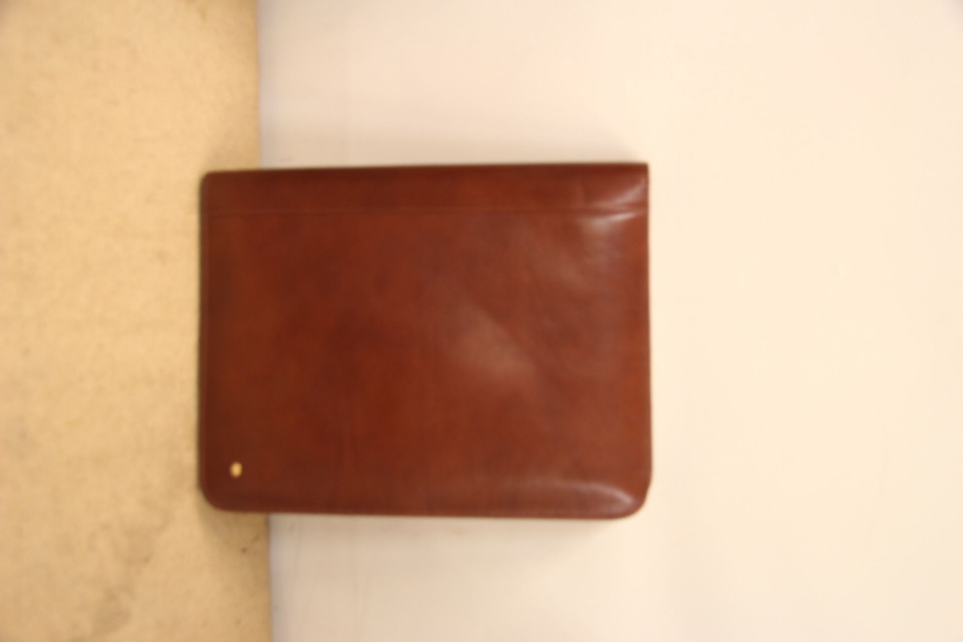 V Brand New Samsonite Gognac Leather Executive Folder With Writing Pad Card Holders Zipped Pocket