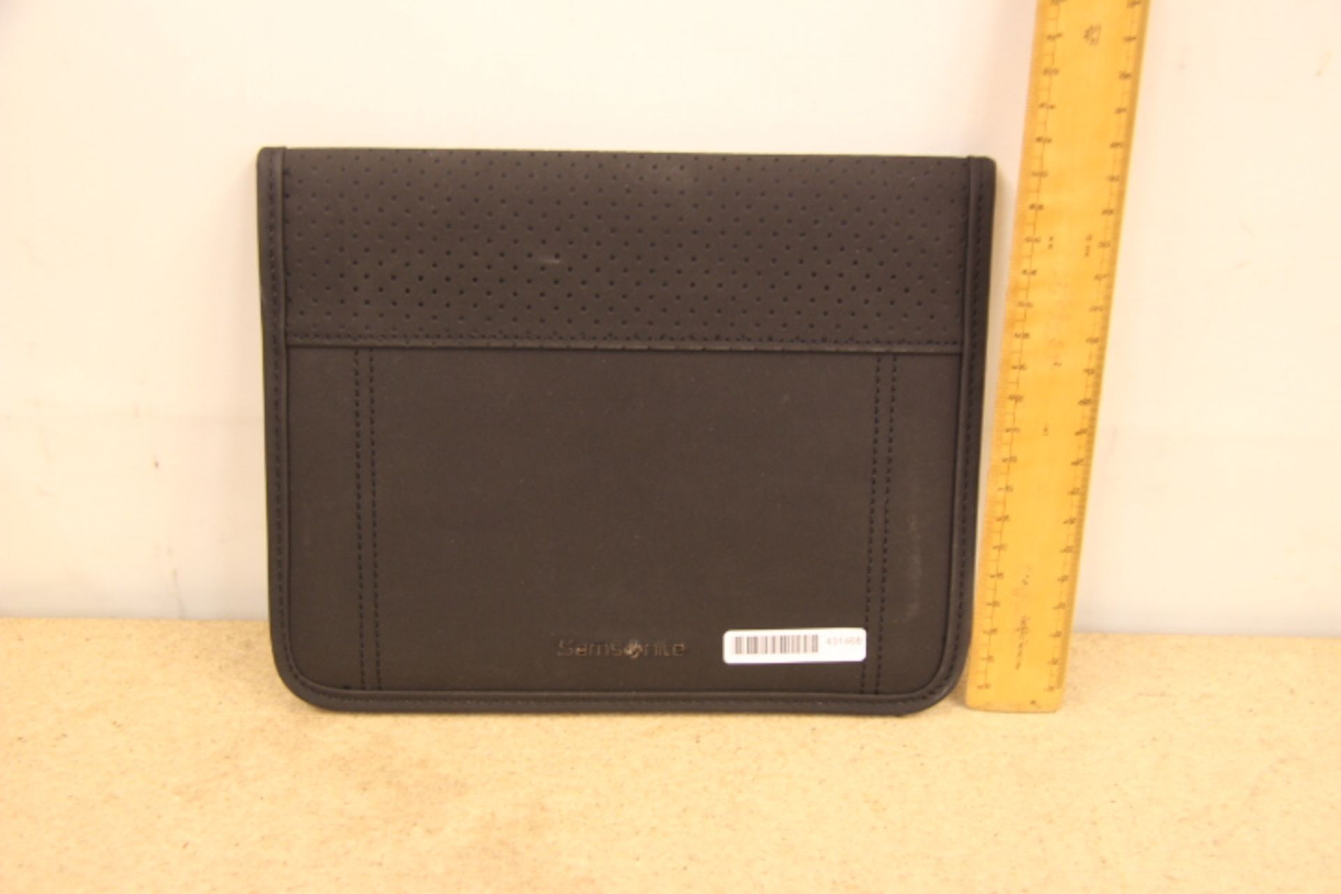 V Brand New Samsonite Black Executive Folder With-Pen Pocket-Card Pocket - Image 2 of 2