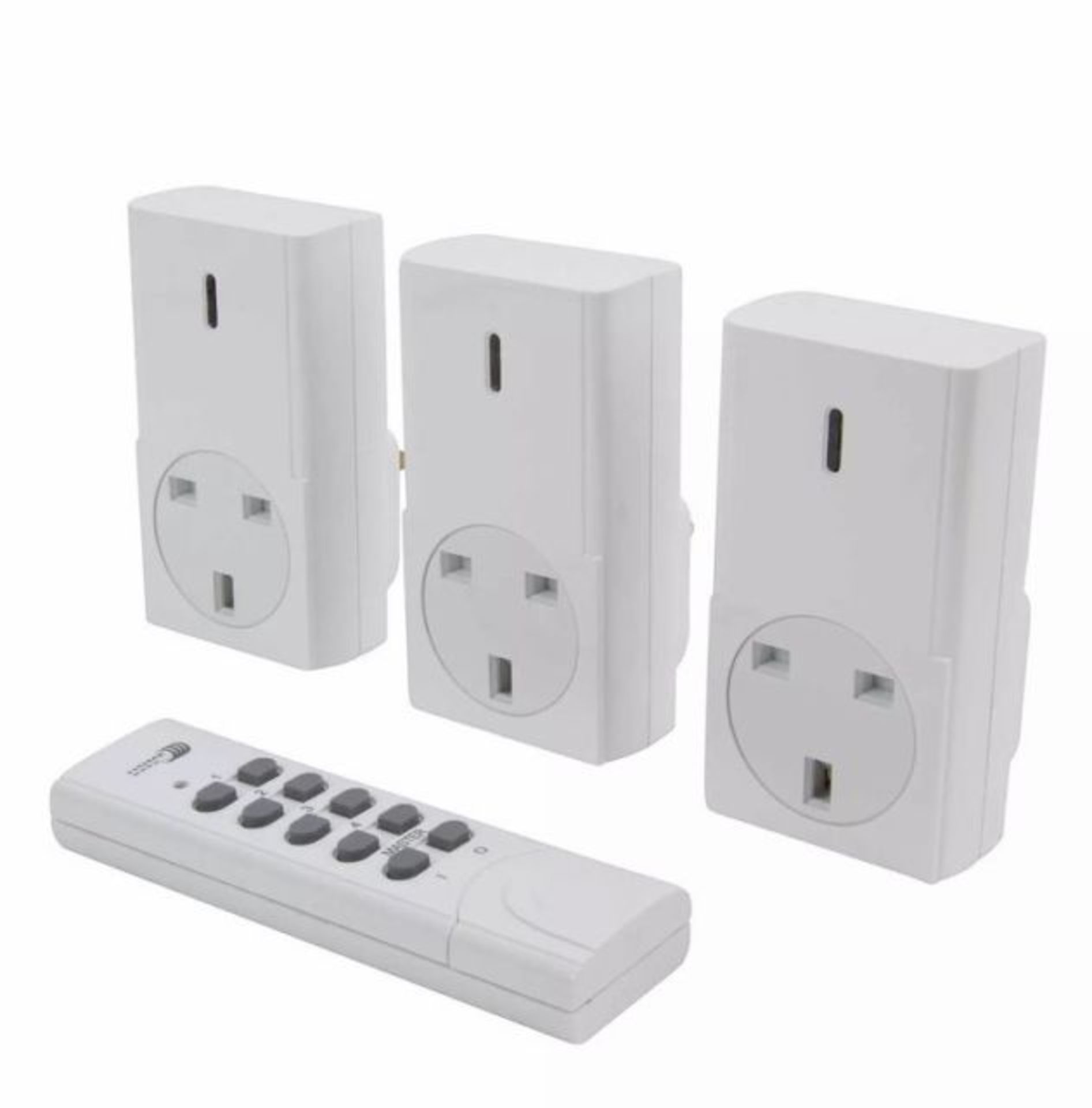 V *TRADE QTY* Brand New Indoor Remote Control Sockets with Four Receivers and Programmable remote - Image 3 of 3