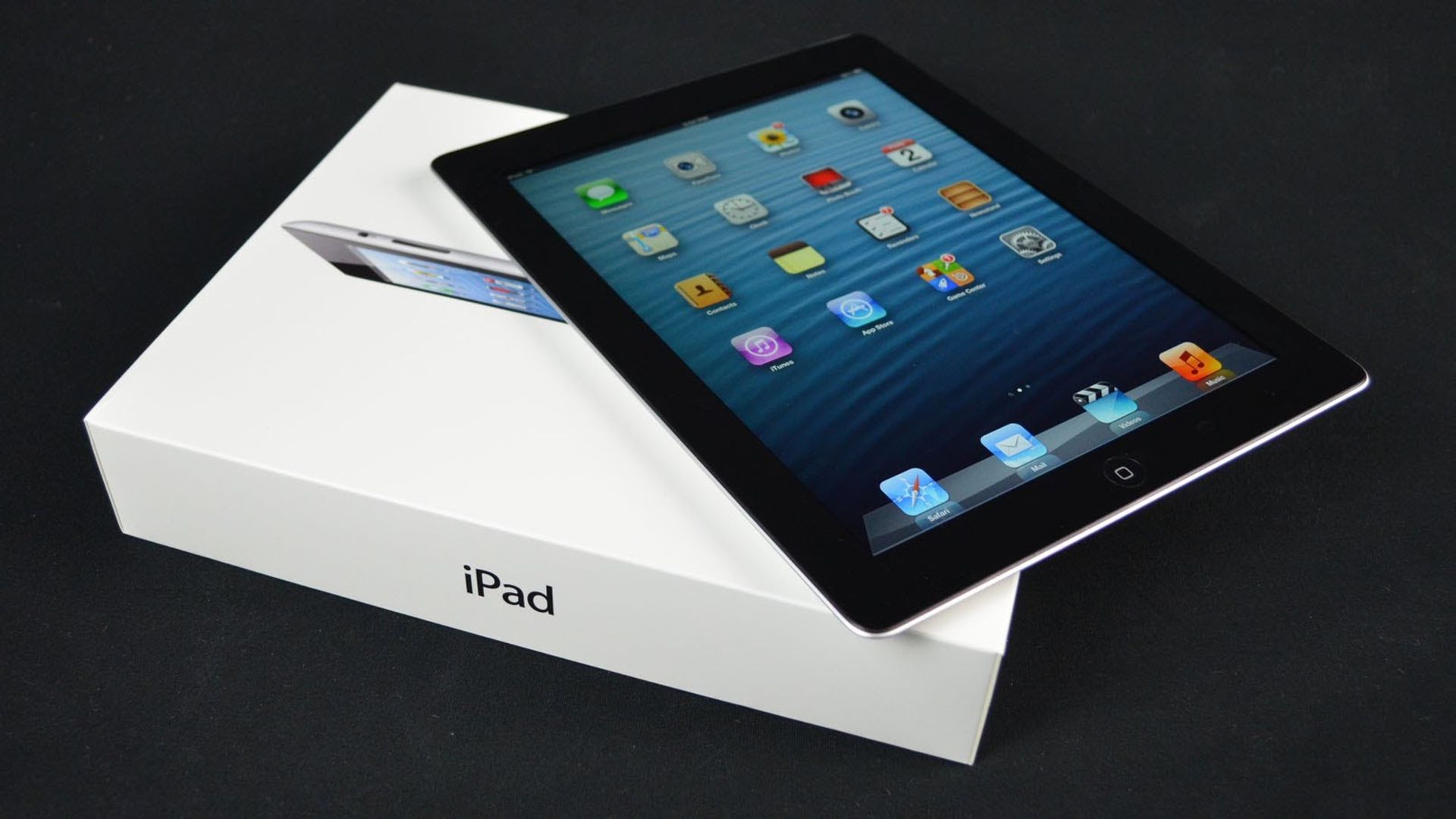 V Grade B Apple iPad 4 16GB - Black - Wi-Fi - Unit Only