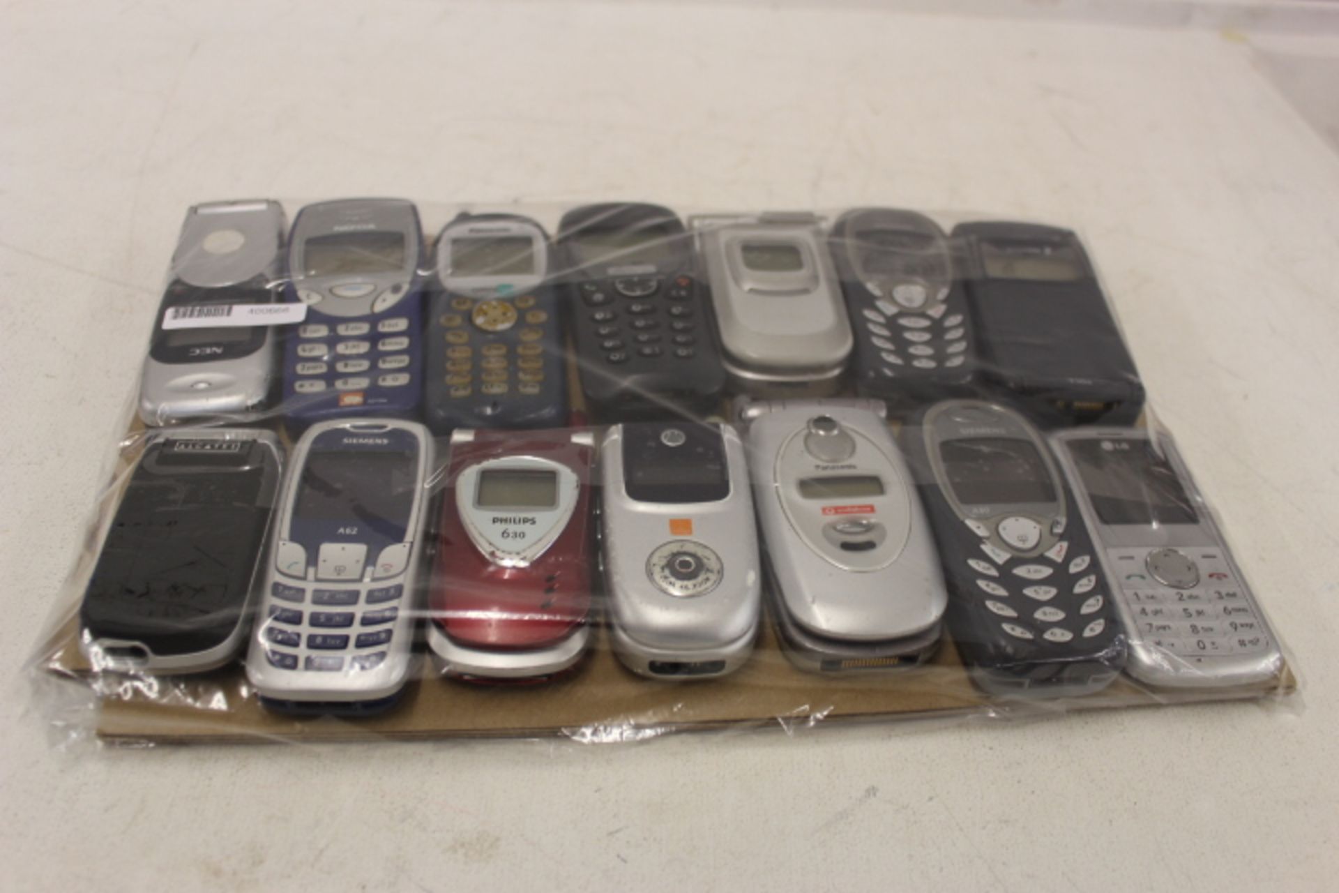 Grade U 14 Assorted Mobile Phones