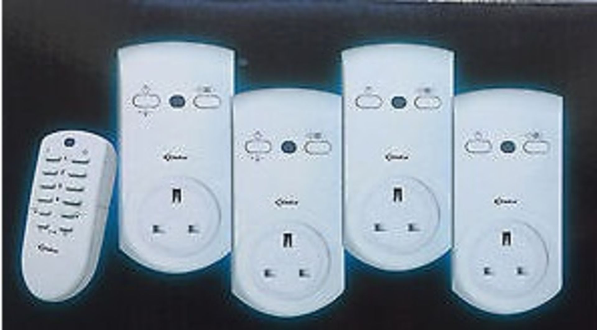 V Brand New Remote Controlled Wall Sockets with 4 x Receivers - Programmable Remote Control with a