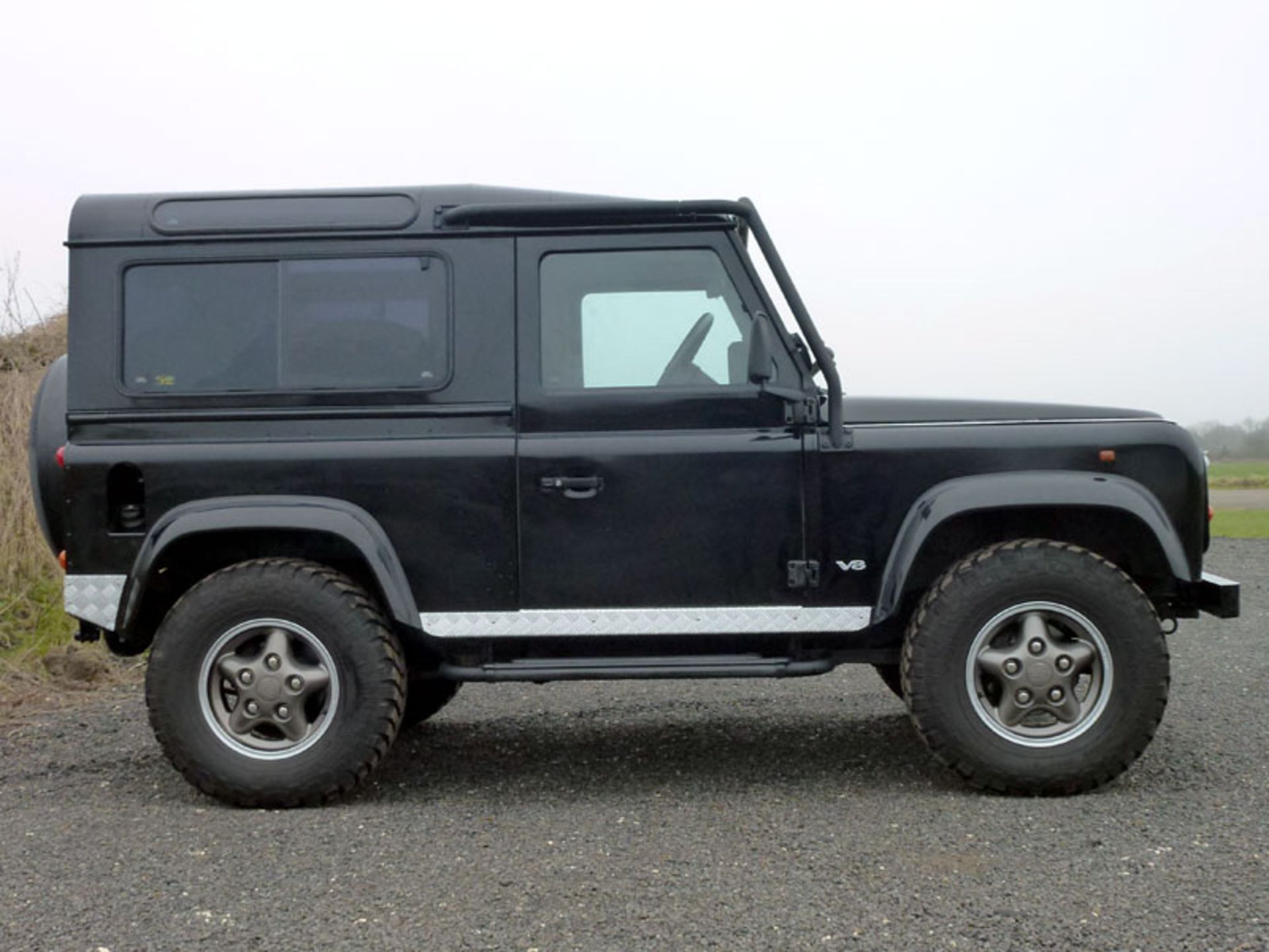 1998 Land Rover Defender 90 50th Anniversary - Image 2 of 9