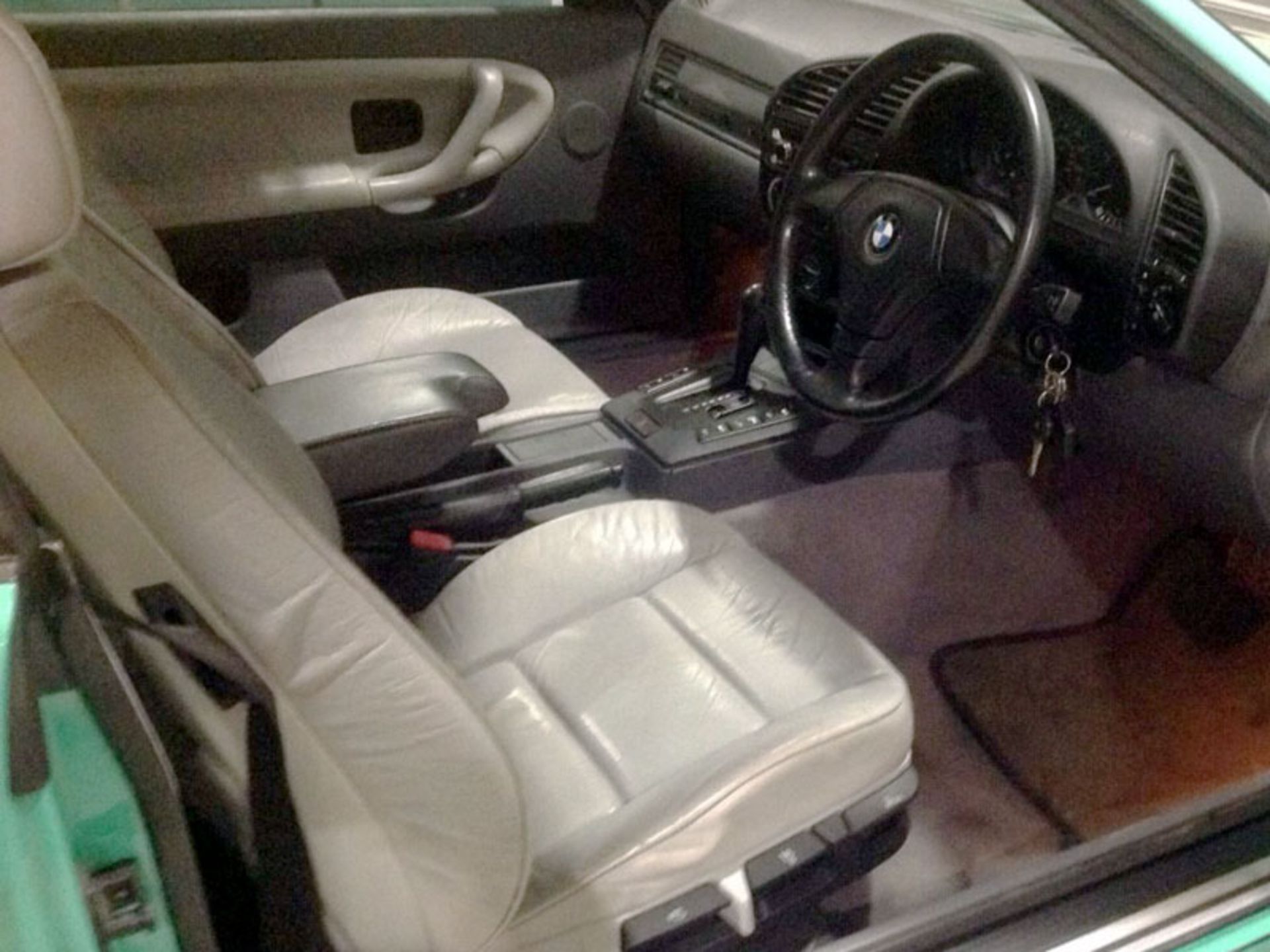 1998 BMW 323i Cabriolet - Image 2 of 4