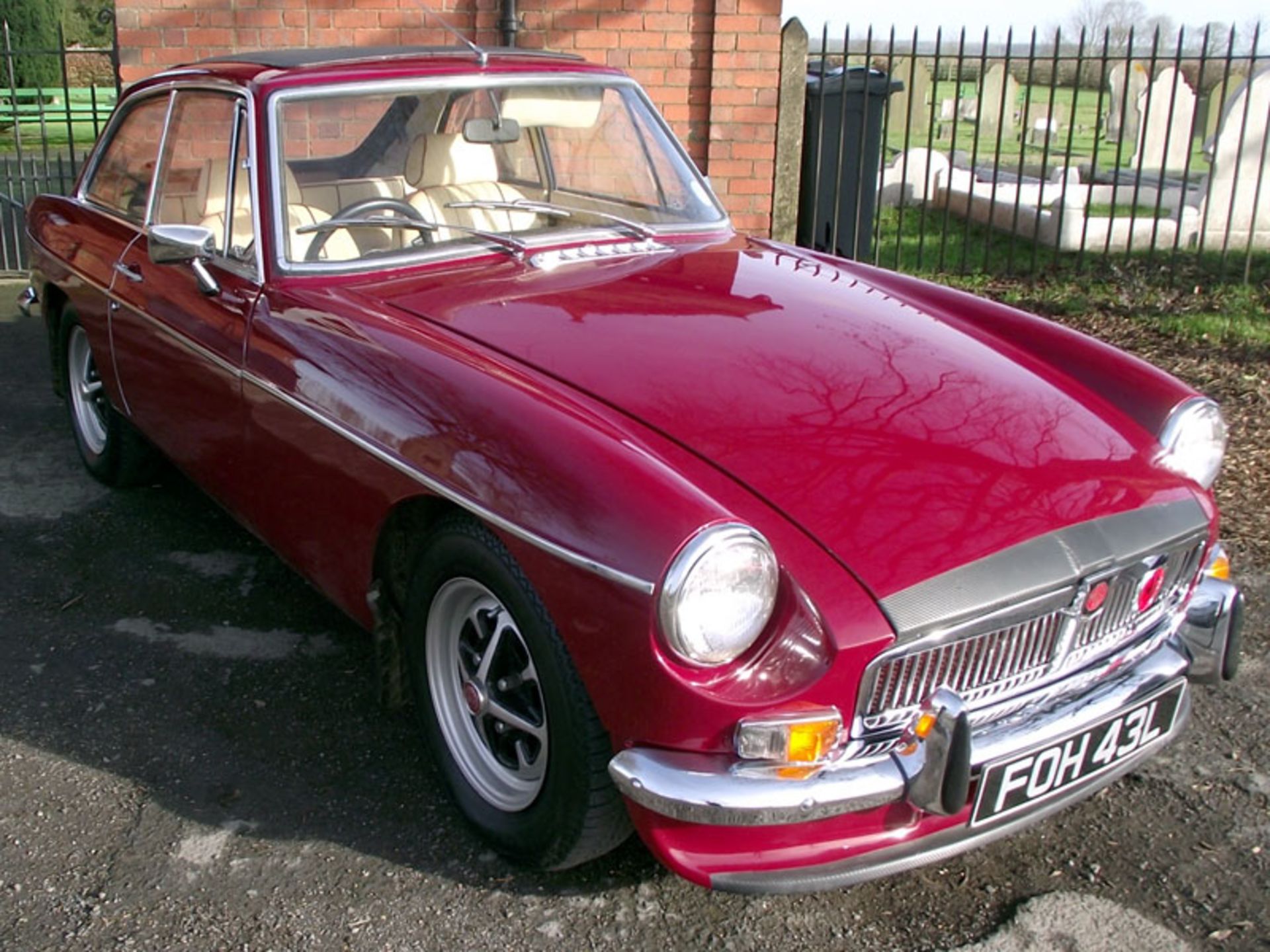 1972 MG B GT