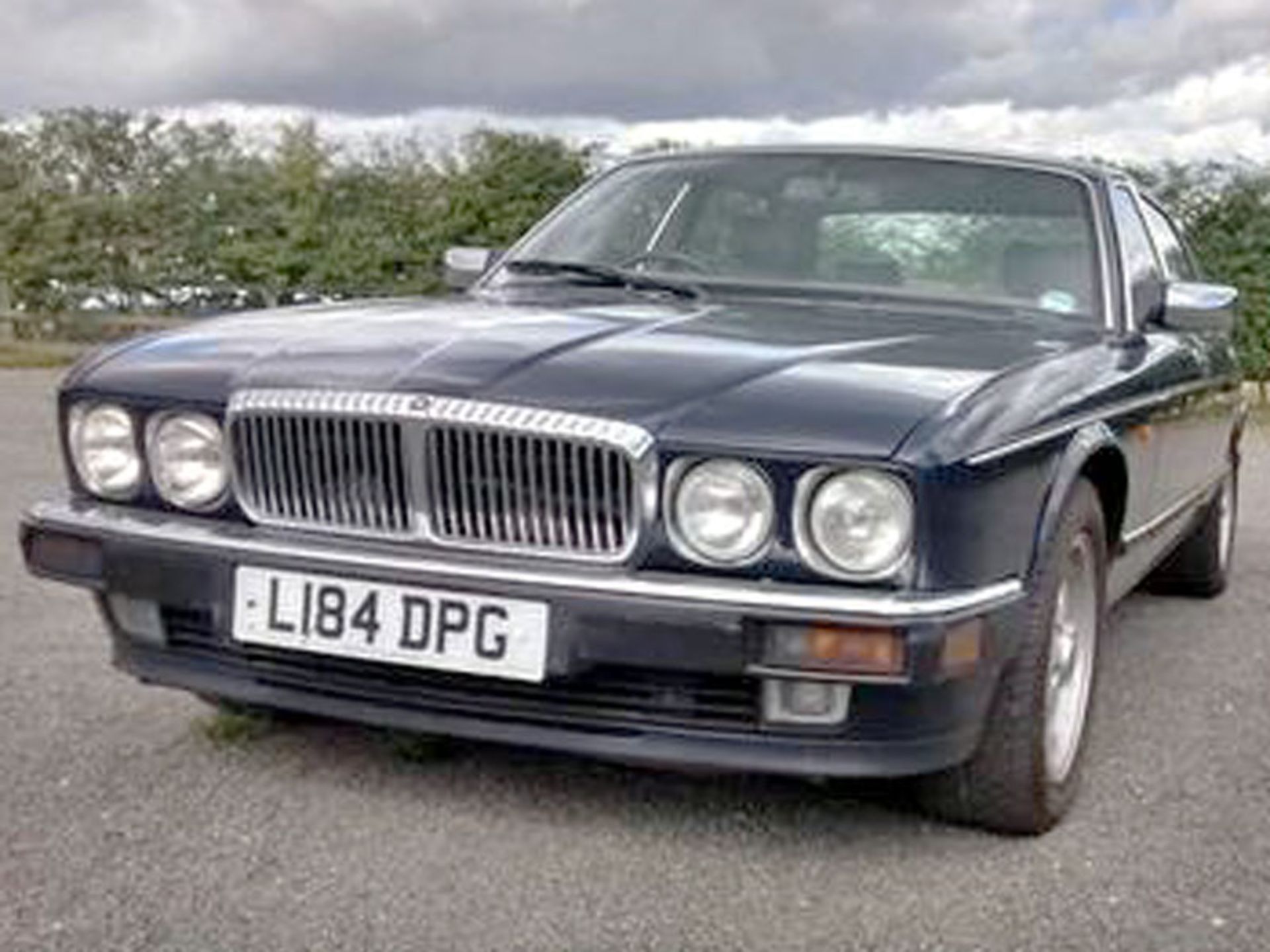 1994 Daimler Majestic - Image 2 of 5