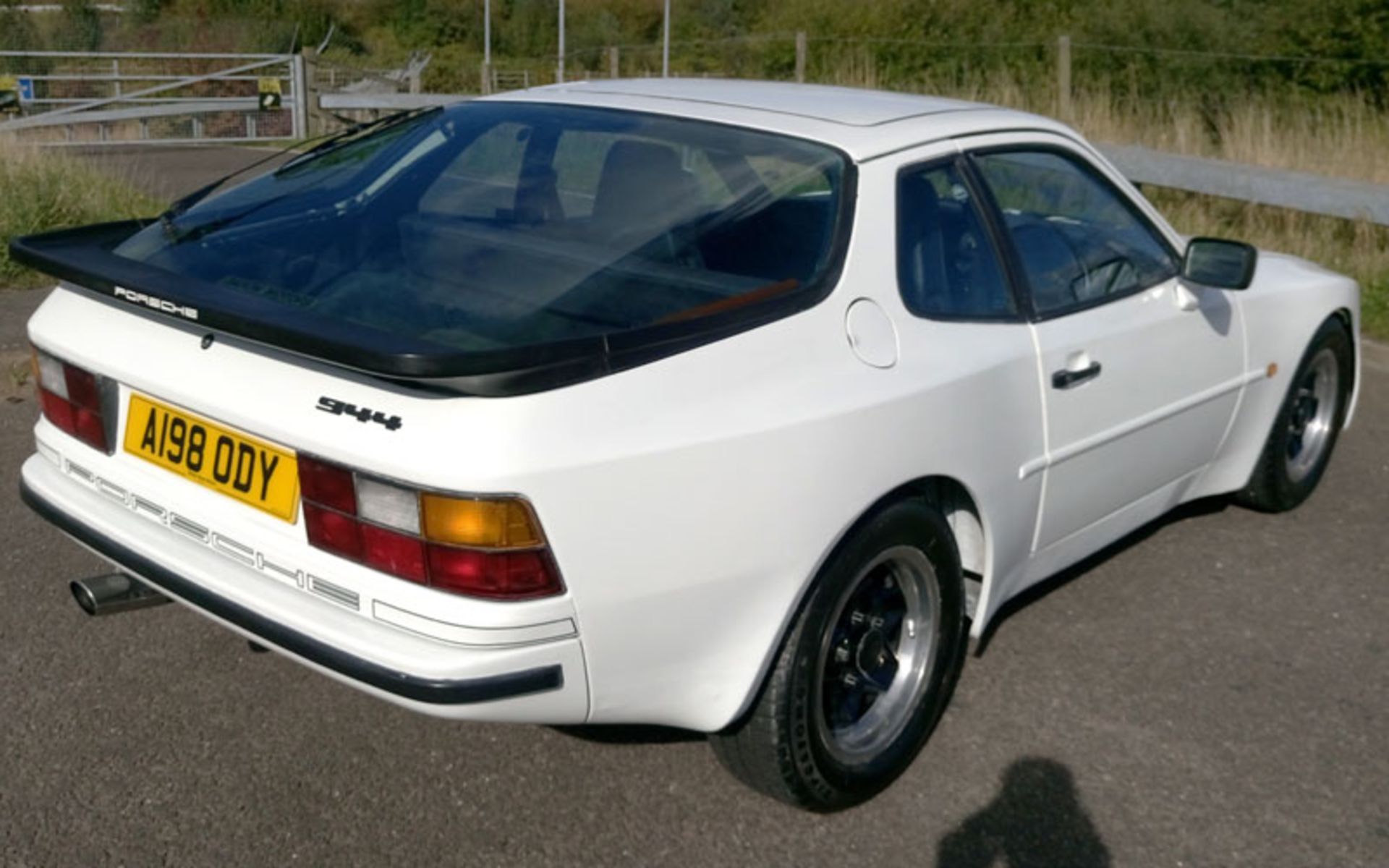 1984 Porsche 944 - Image 3 of 9