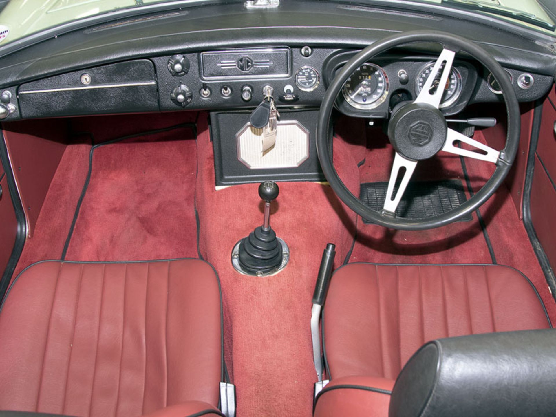 1971 MG B Roadster - Image 4 of 6