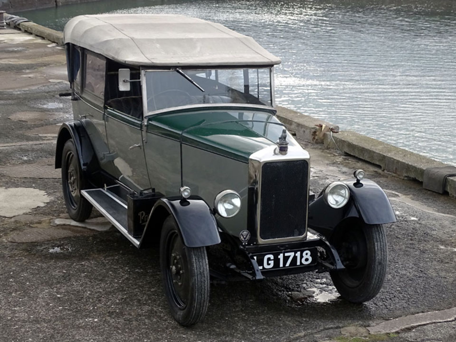 1929 Armstrong Siddeley 12hp Tourer - Image 2 of 12