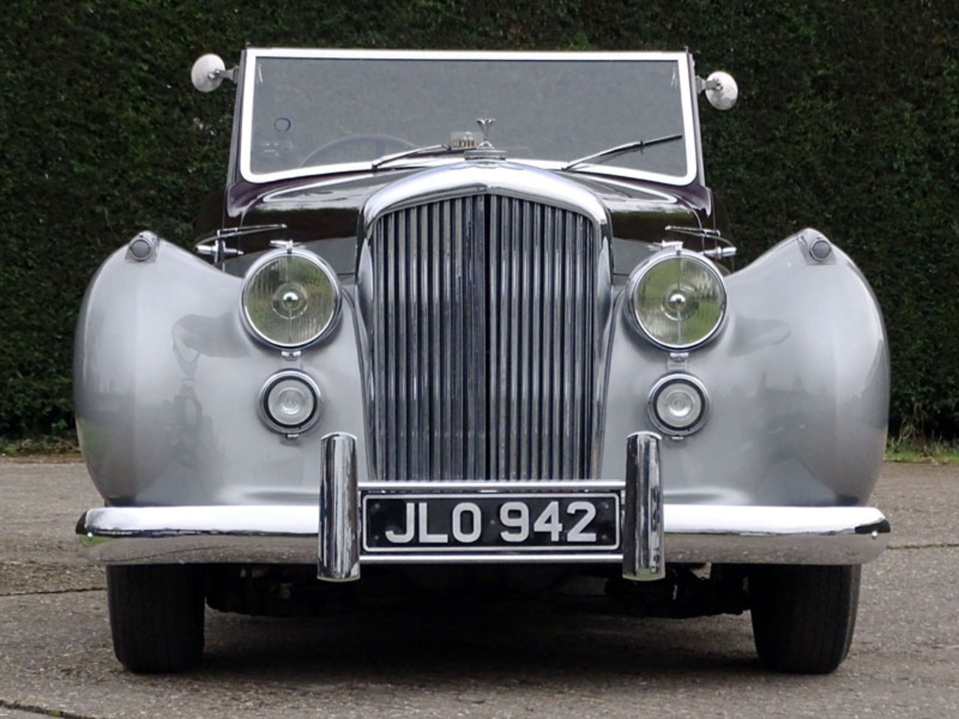 1947 Bentley MK VI Vanden Plas Drophead Coupe - Image 2 of 17