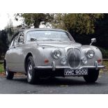 1968 Daimler V8-250