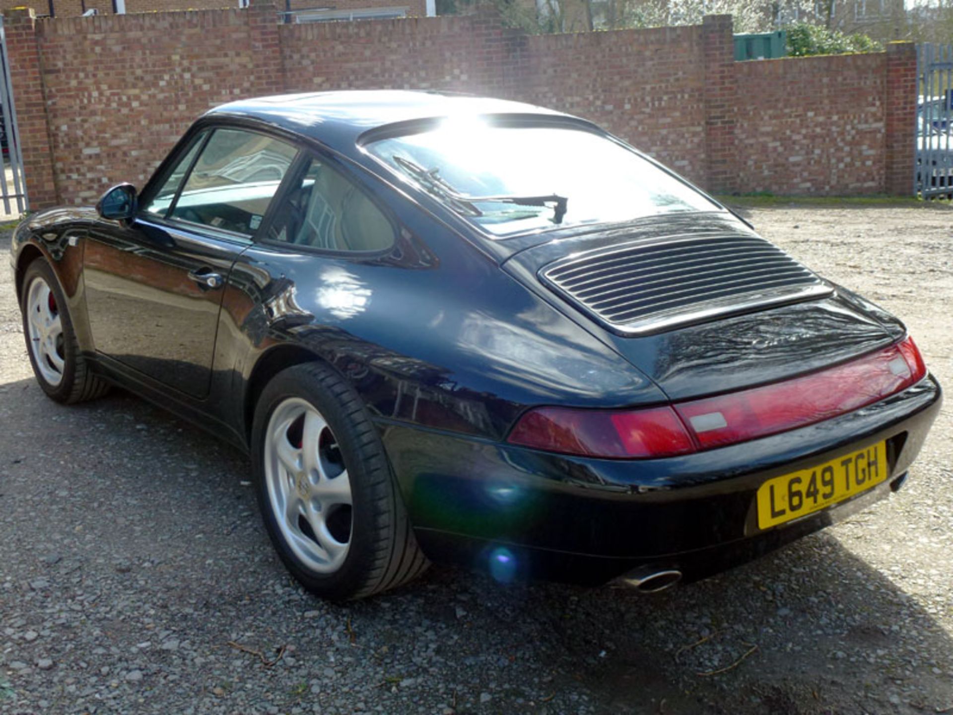 1994 Porsche 911 Carrera 2 - Image 2 of 5