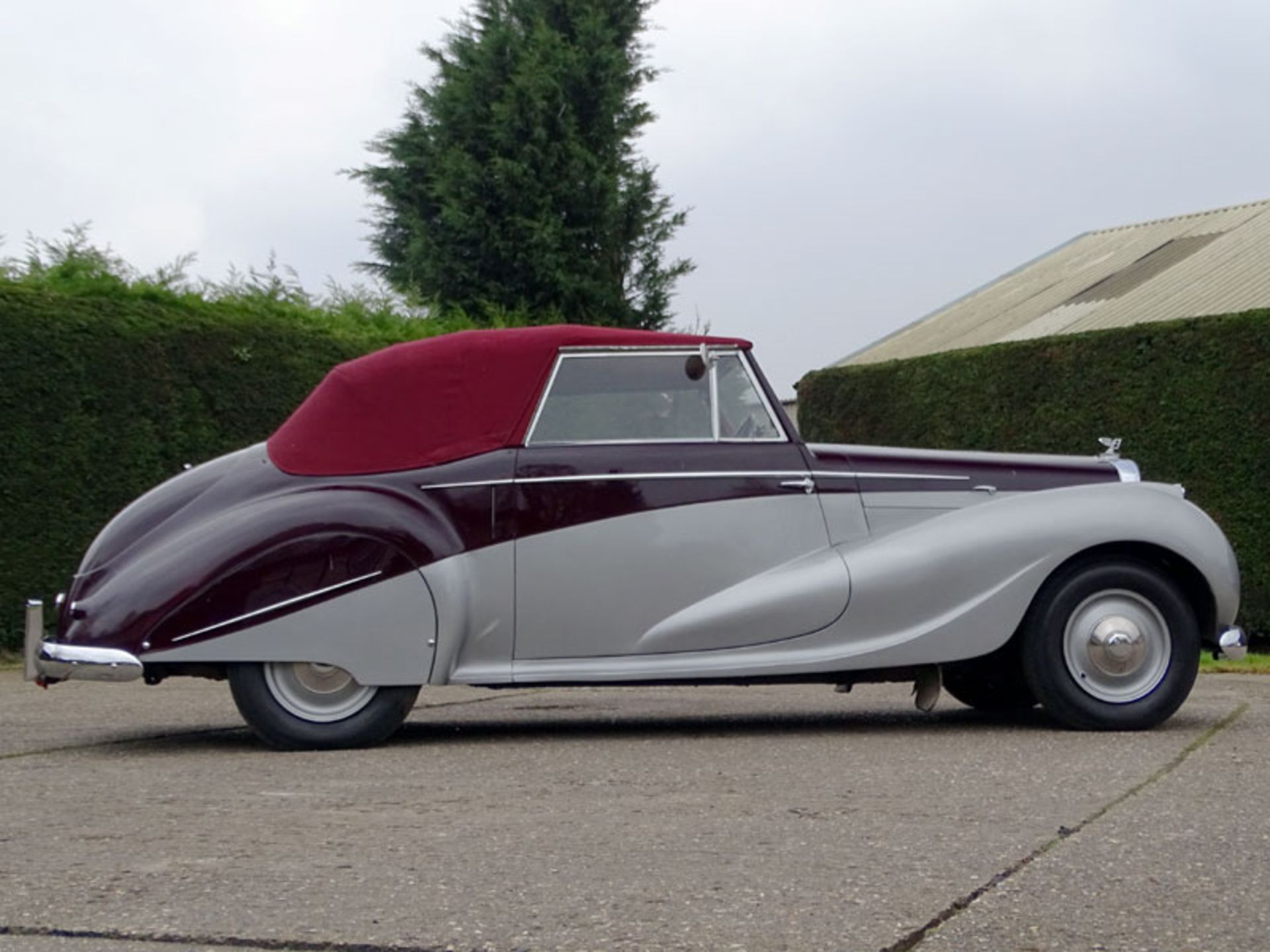 1947 Bentley MK VI Vanden Plas Drophead Coupe - Image 4 of 17