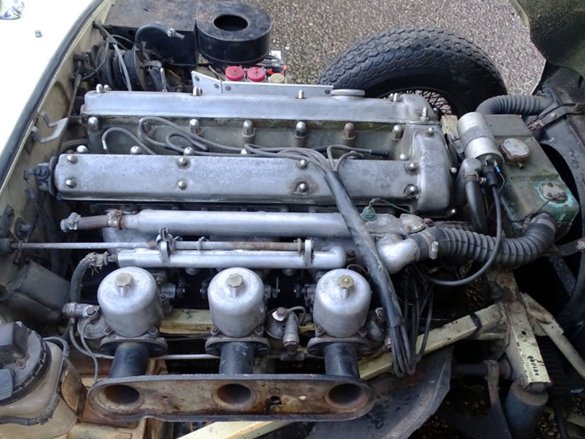 1963 Jaguar E-Type 3.8 Roadster - Image 6 of 11