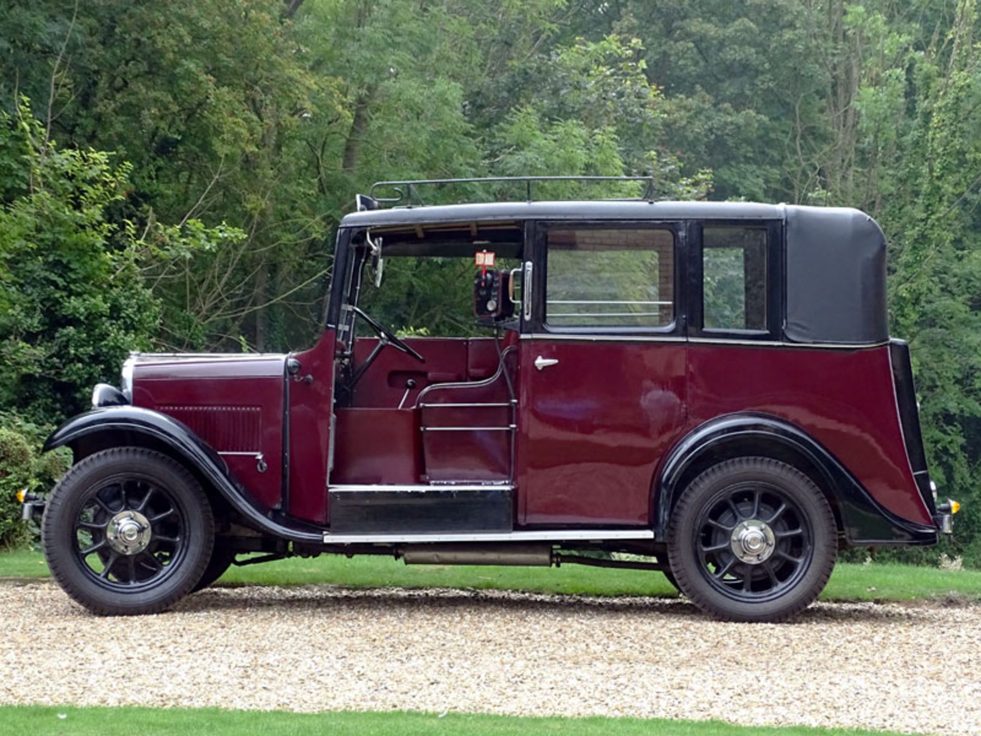 1938 Austin 12/4 Heavy Low Loader Taxicab - Image 2 of 10