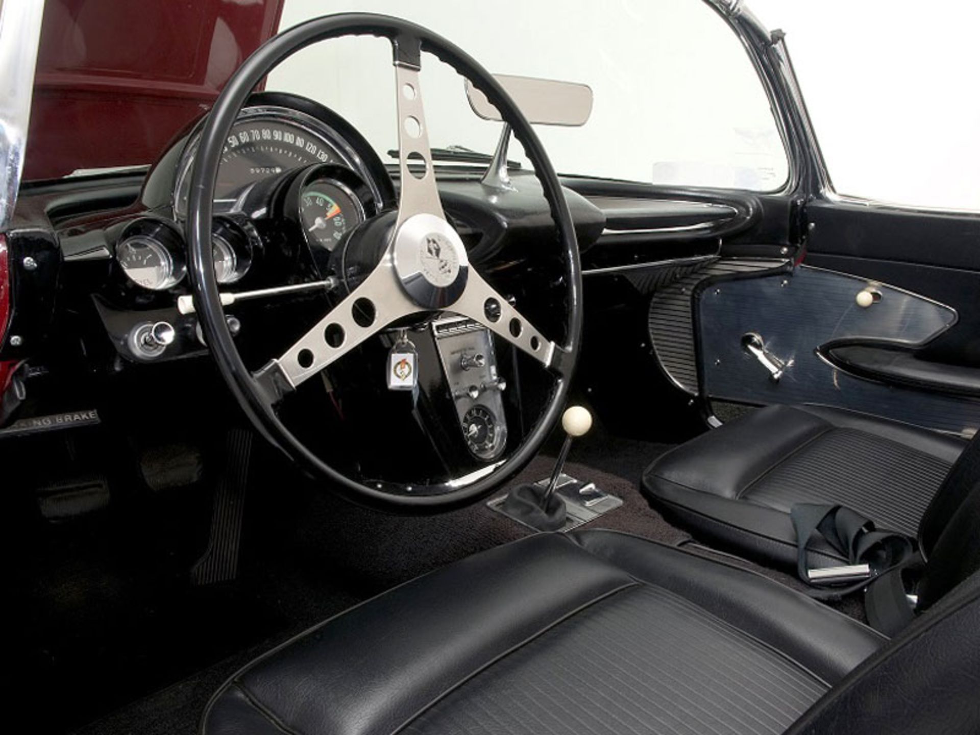 1961 Chevrolet Corvette Convertible - Image 5 of 6